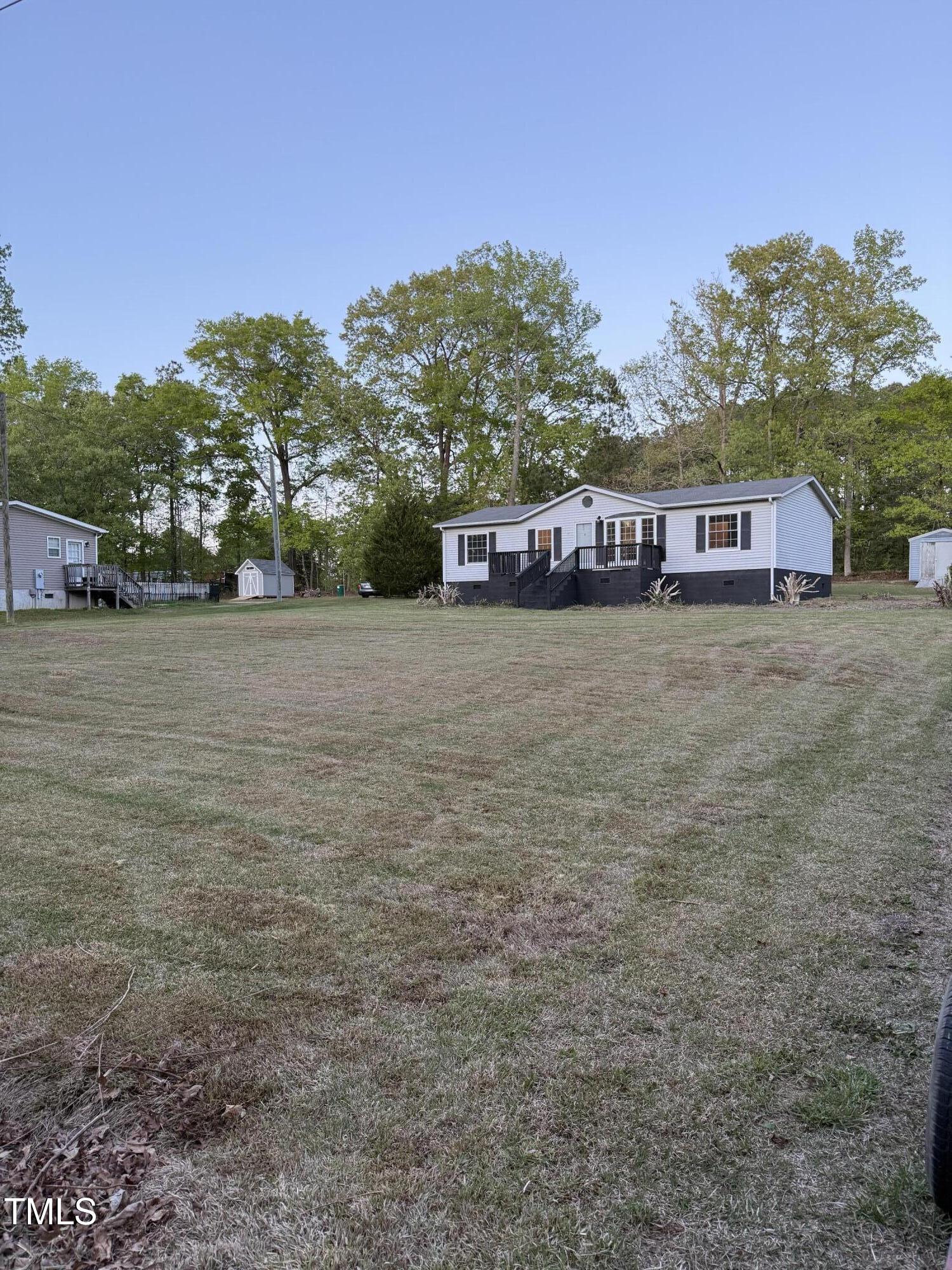 129 Davie Wood Drive Property Photo 8