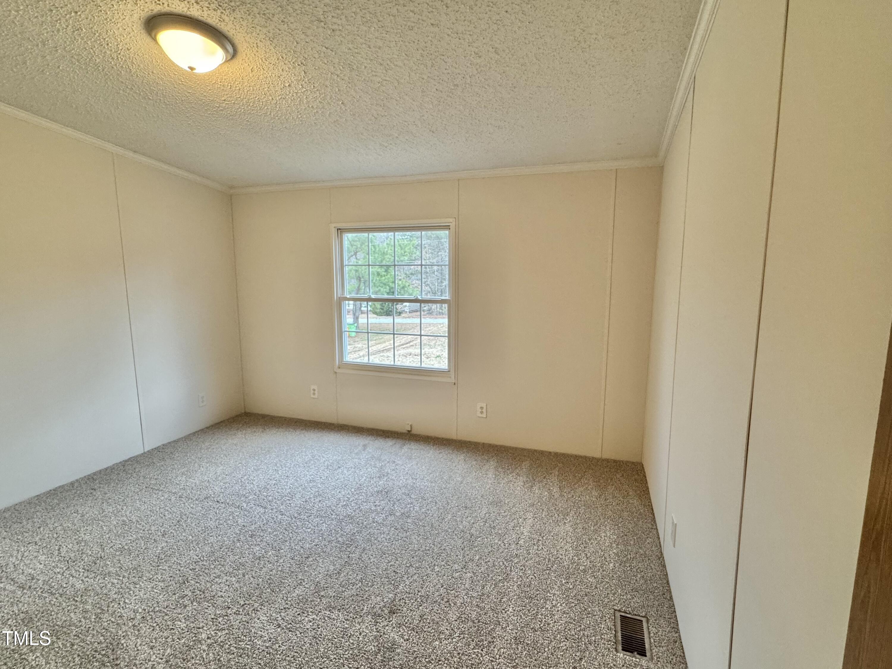 129 Davie Wood Drive Property Photo 13