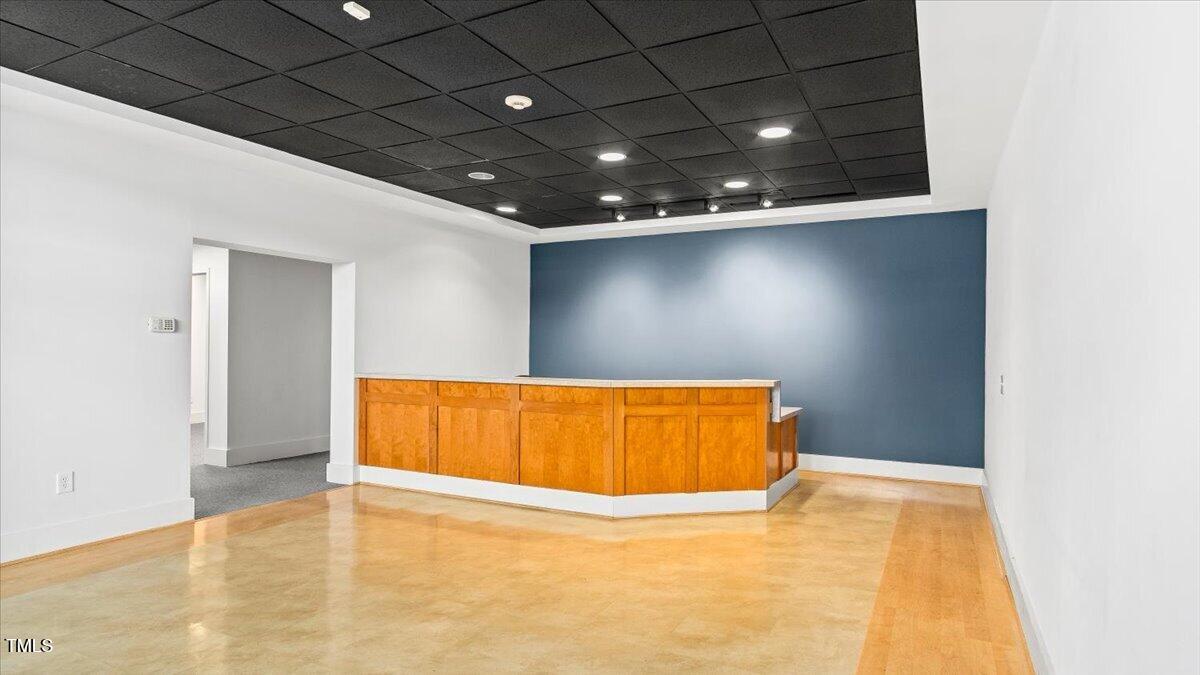 510/514 Dabney Drive Property Photo 3
