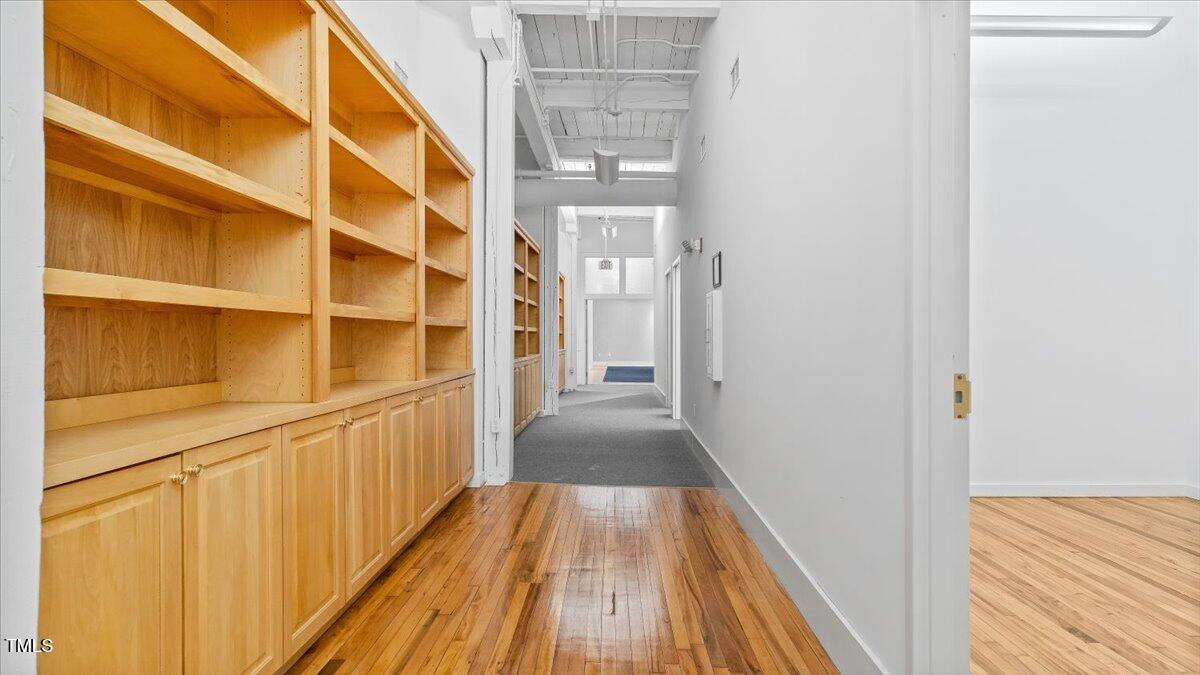510/514 Dabney Drive Property Photo 8