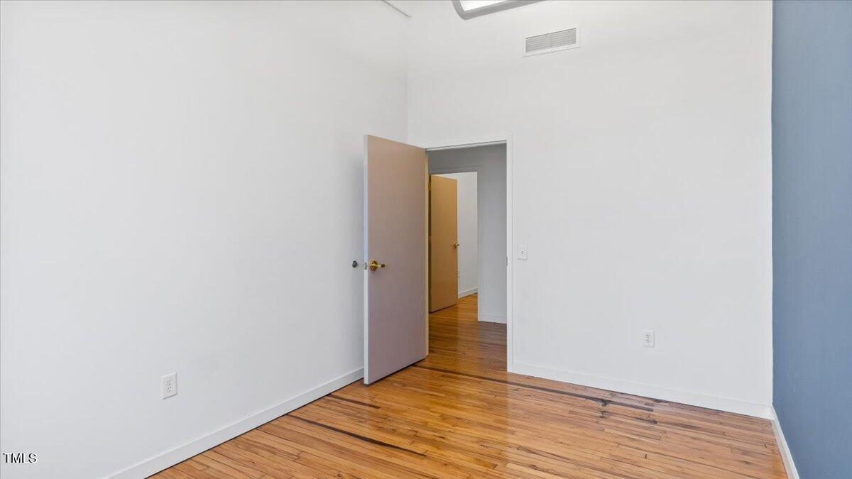 510/514 Dabney Drive Property Photo 24