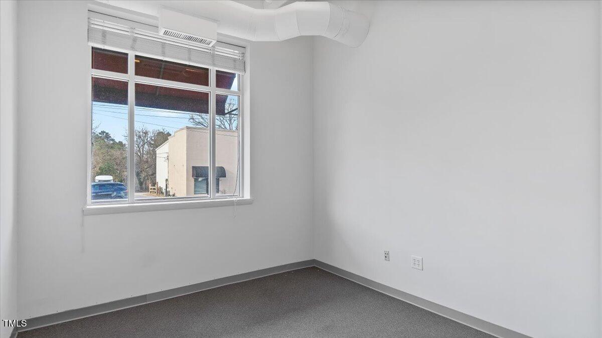 510/514 Dabney Drive Property Photo 34