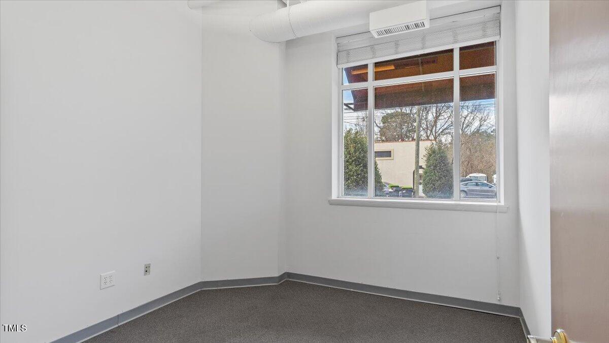510/514 Dabney Drive Property Photo 35