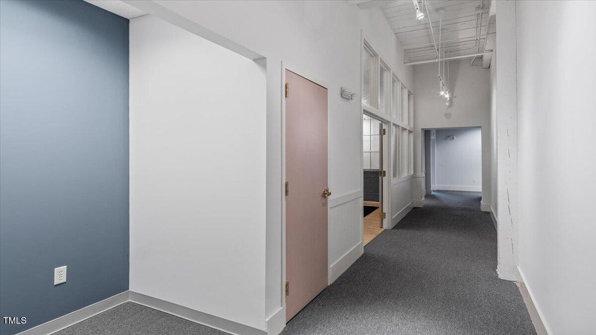 510/514 Dabney Drive Property Photo 40
