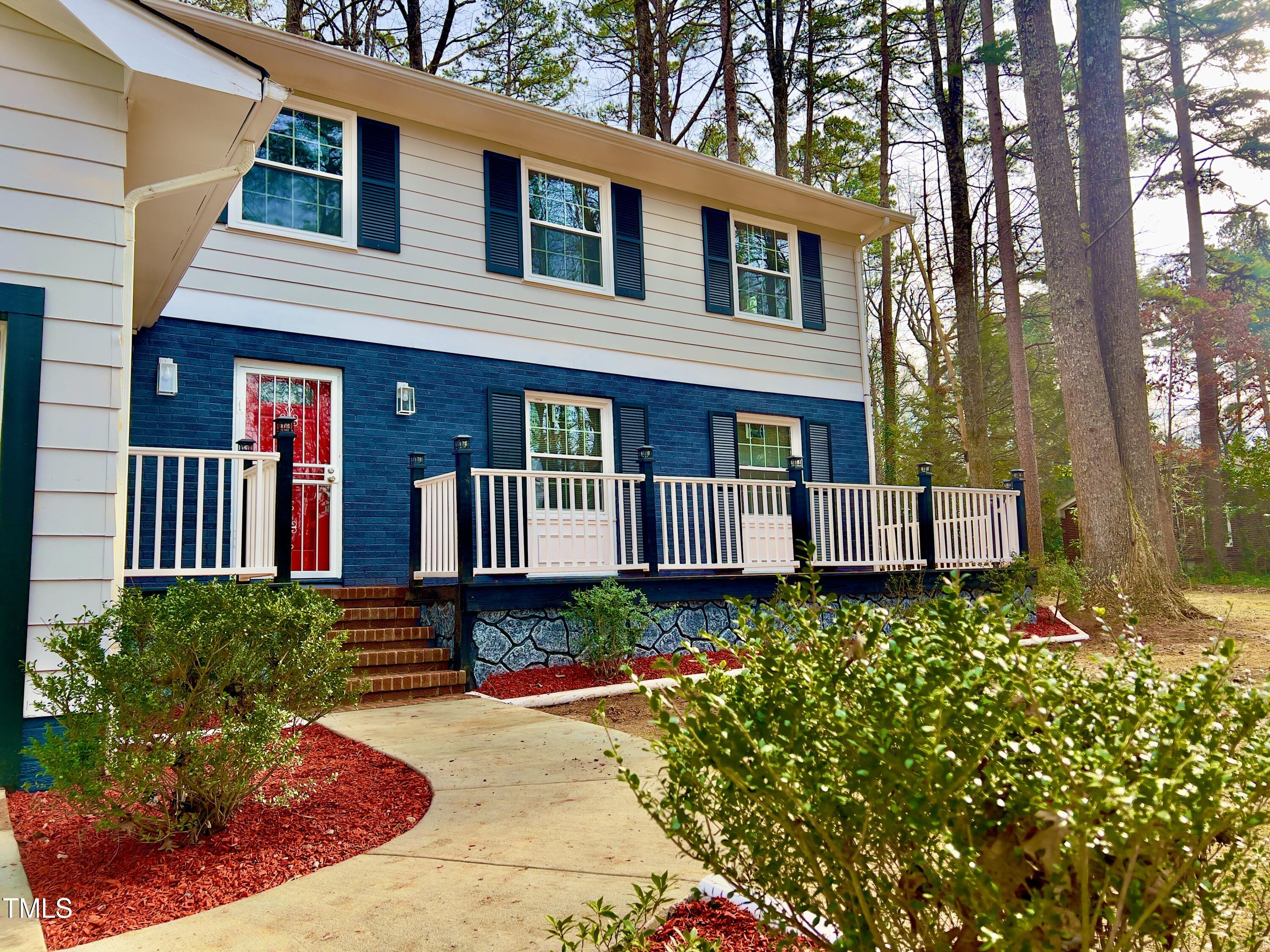 1517 Peace Street Property Photo 1