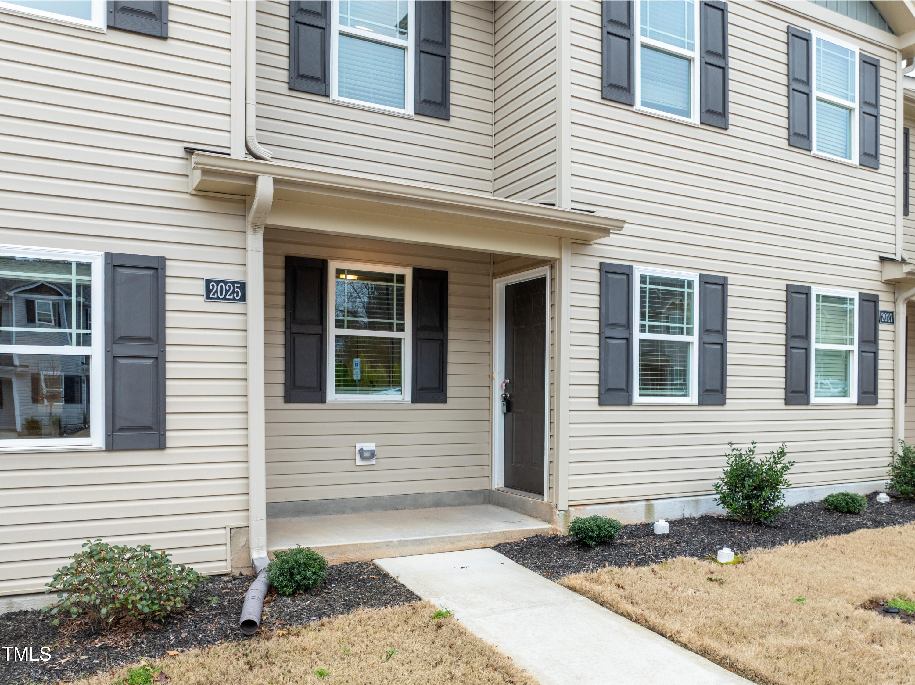 2025 Wiggins Village Drive Property Photo