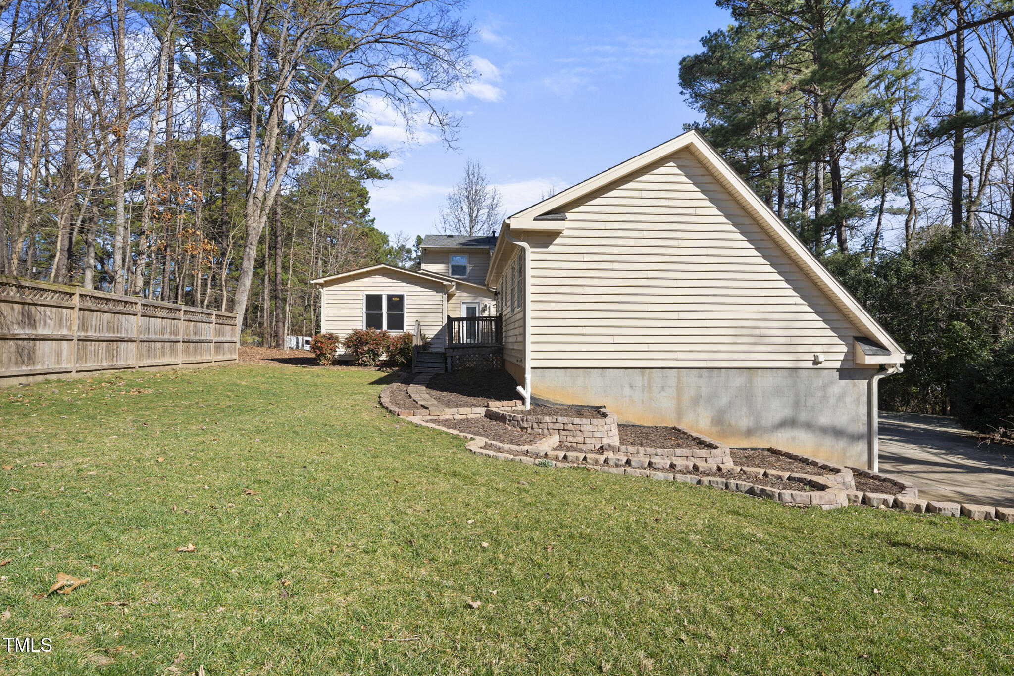 6301 King Lawrence Road Property Photo 8