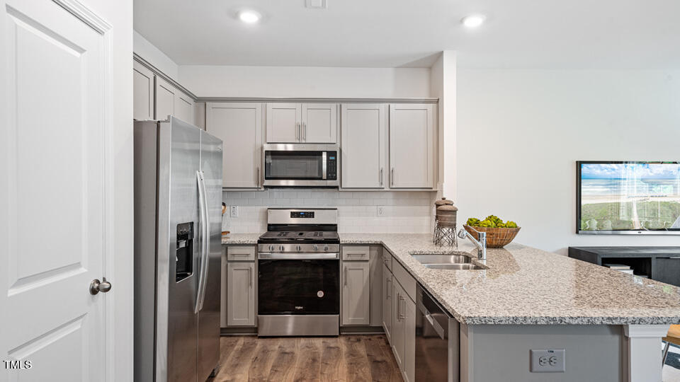 414 Belgian Red Way Property Photo 4