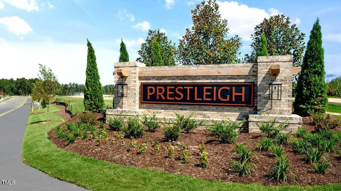 414 Belgian Red Way Property Photo 29