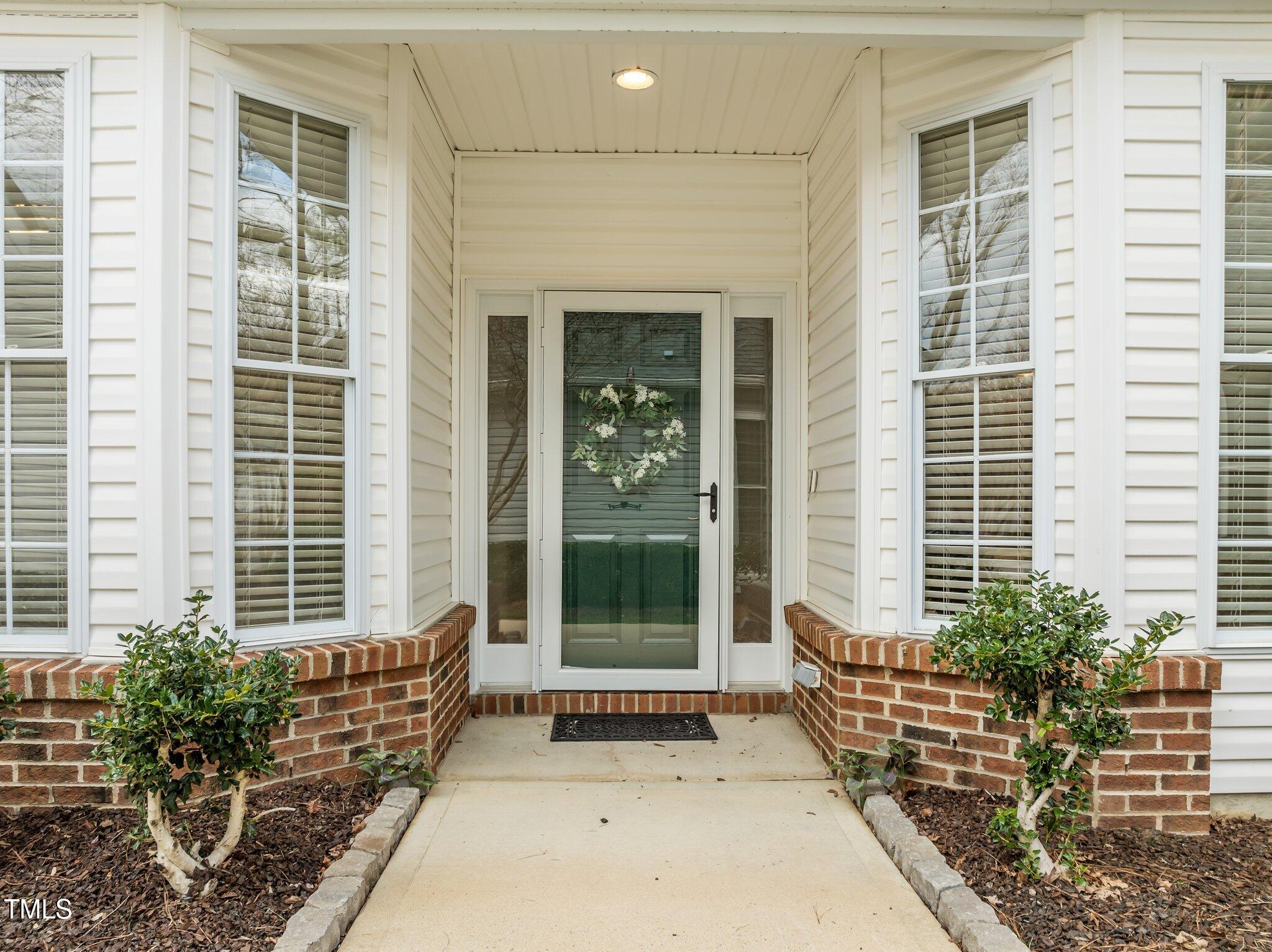 122 Sawgrass Hill Court Property Photo 1