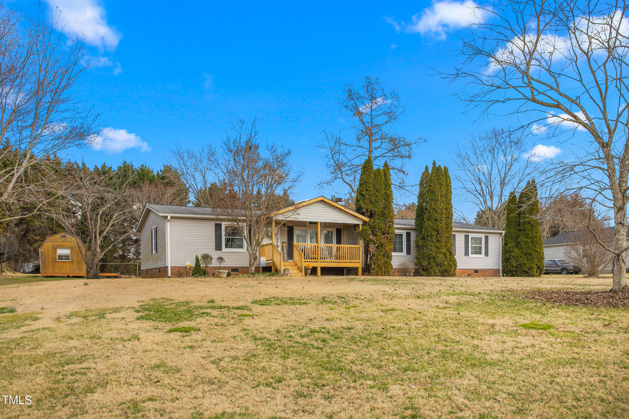 5636 Thom Road Property Photo