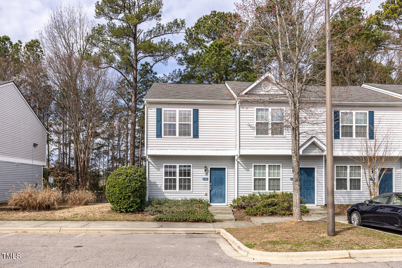 Bluecrest Townhomes Real Estate Listings Main Image