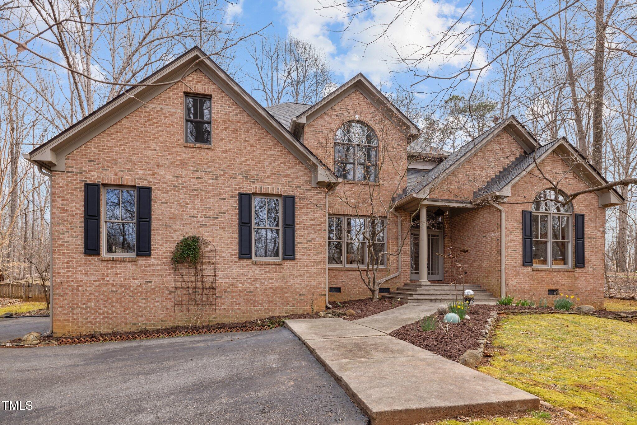 Bent Oak Real Estate Listings Main Image