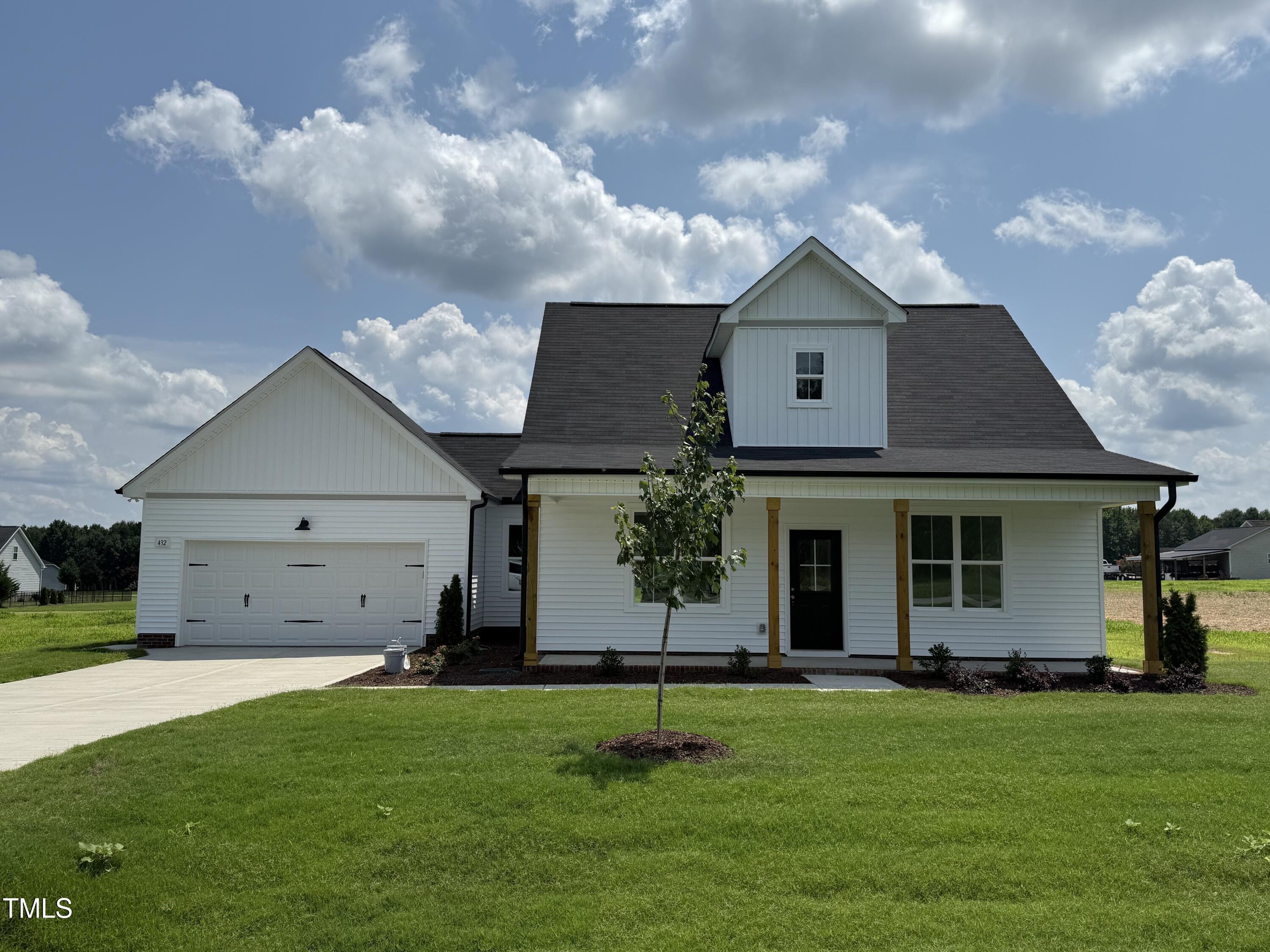 432 Springtooth Drive Property Photo 1