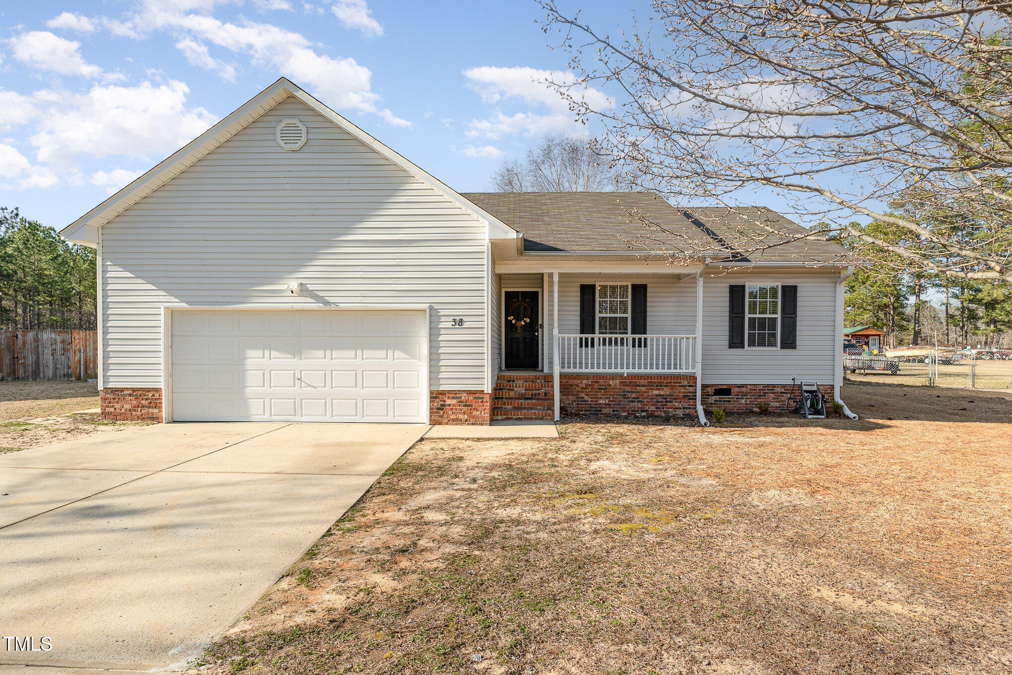 38 Colonial Hills Drive Property Photo