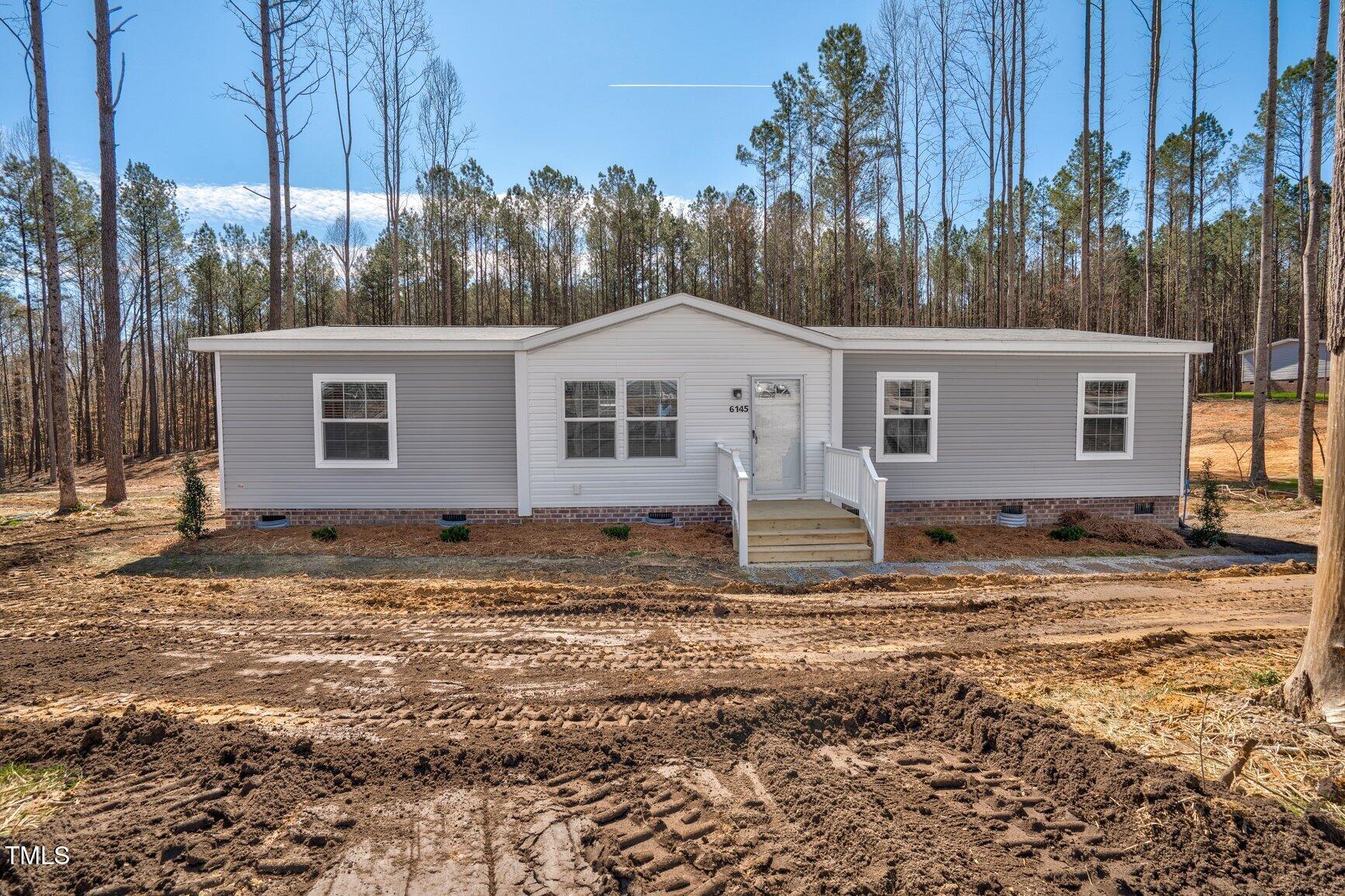 6145 Taylors Gin Road Property Photo