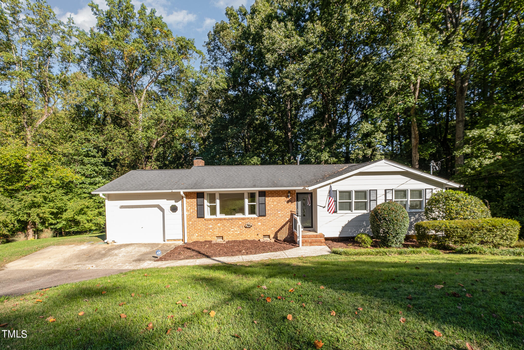 1224 Manchester Drive Property Photo