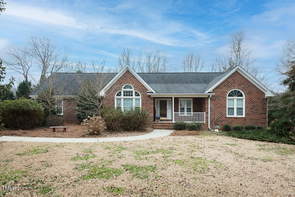 104 E Laramie Drive Property Photo