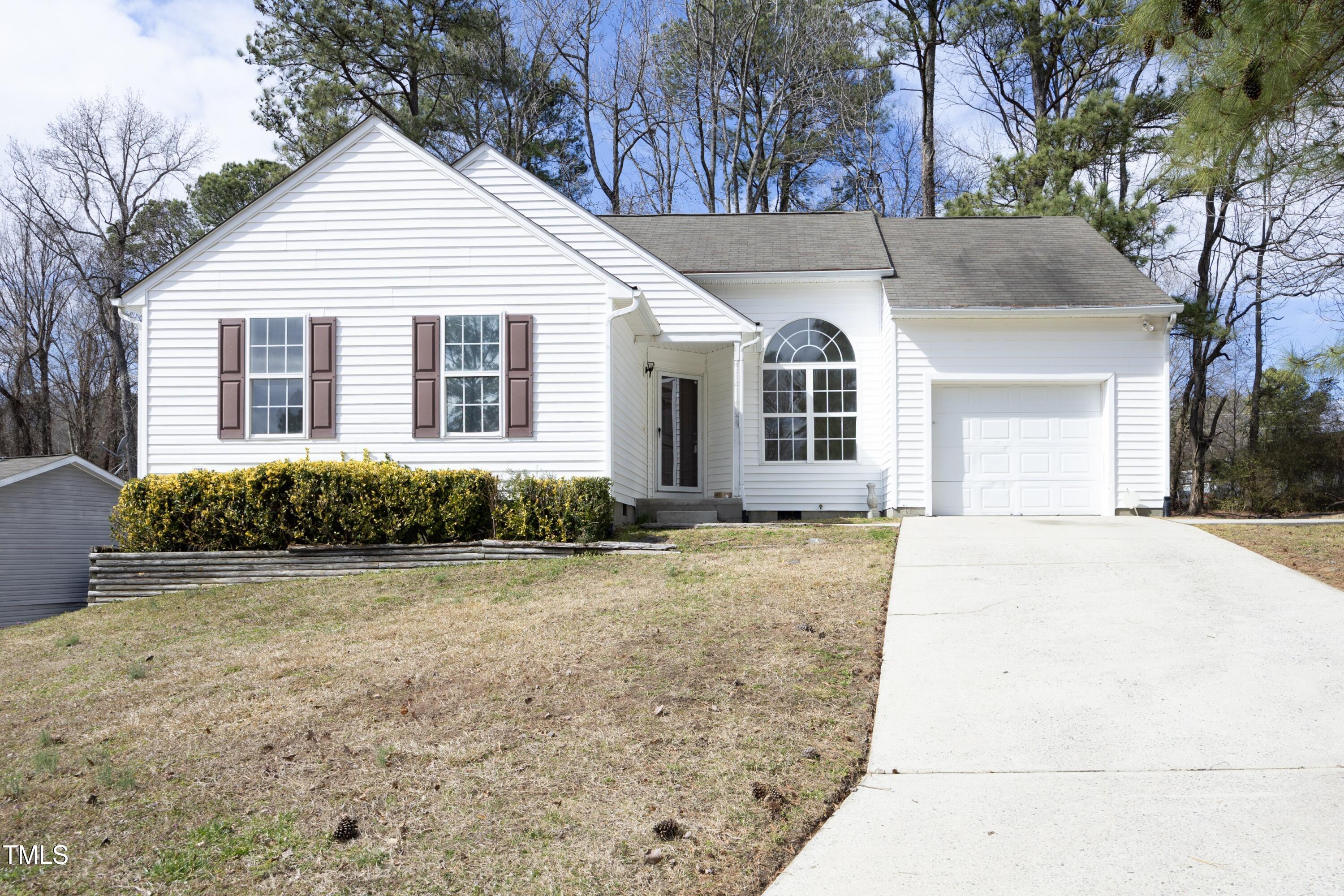 104 Hickory Glen Lane Property Photo