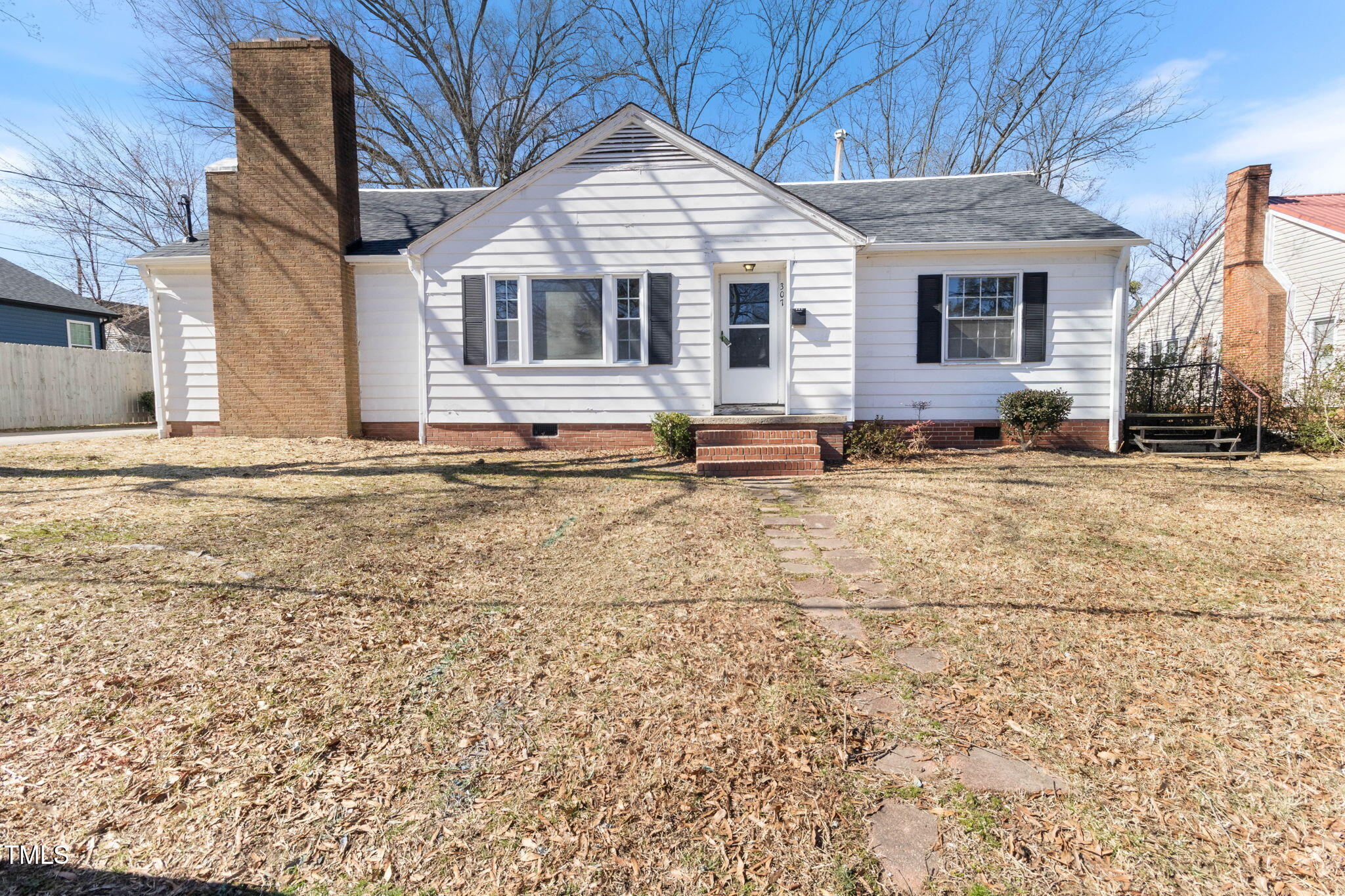 307 Gordon Street Property Photo