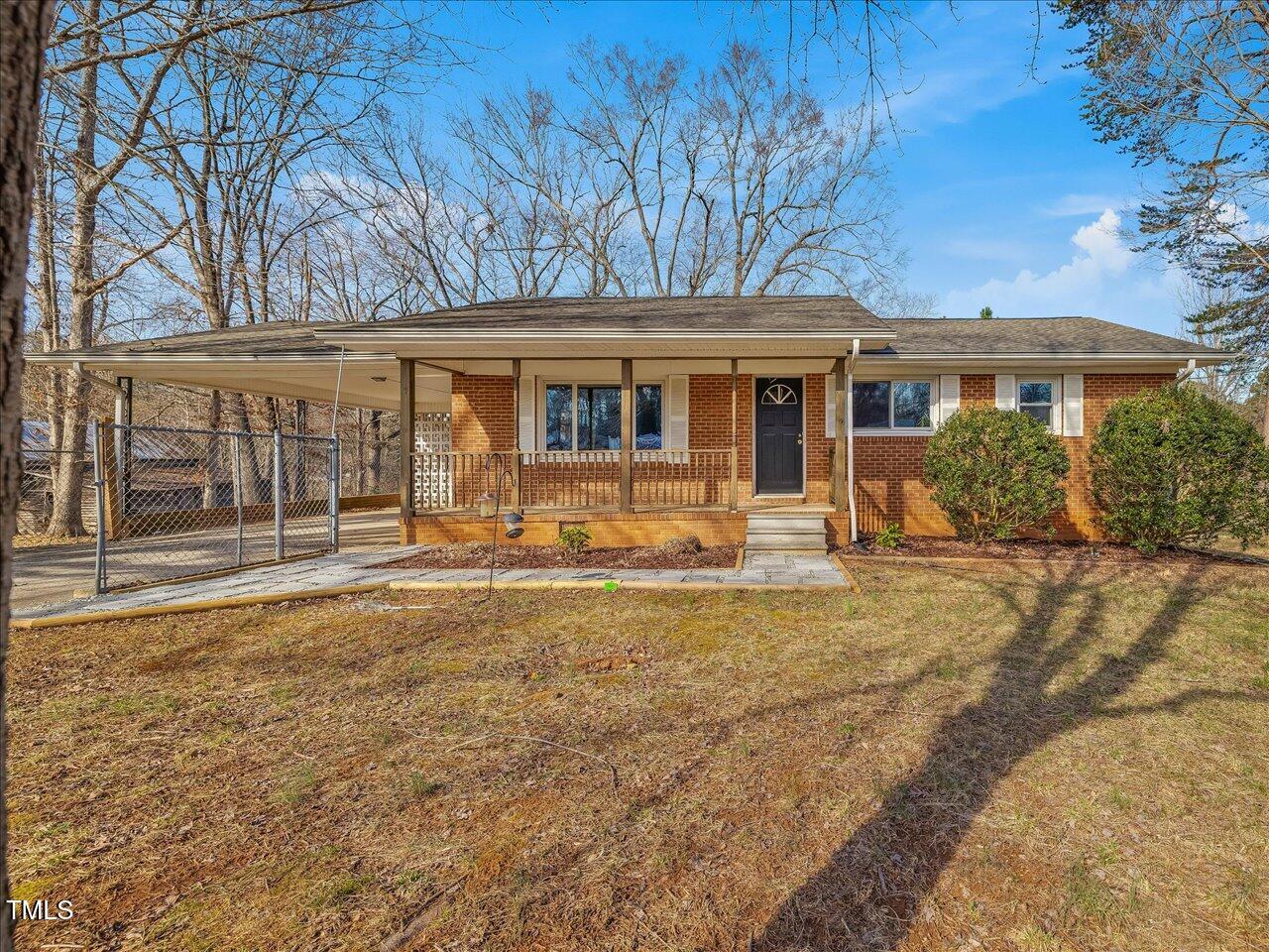 427 Watson Road Property Photo