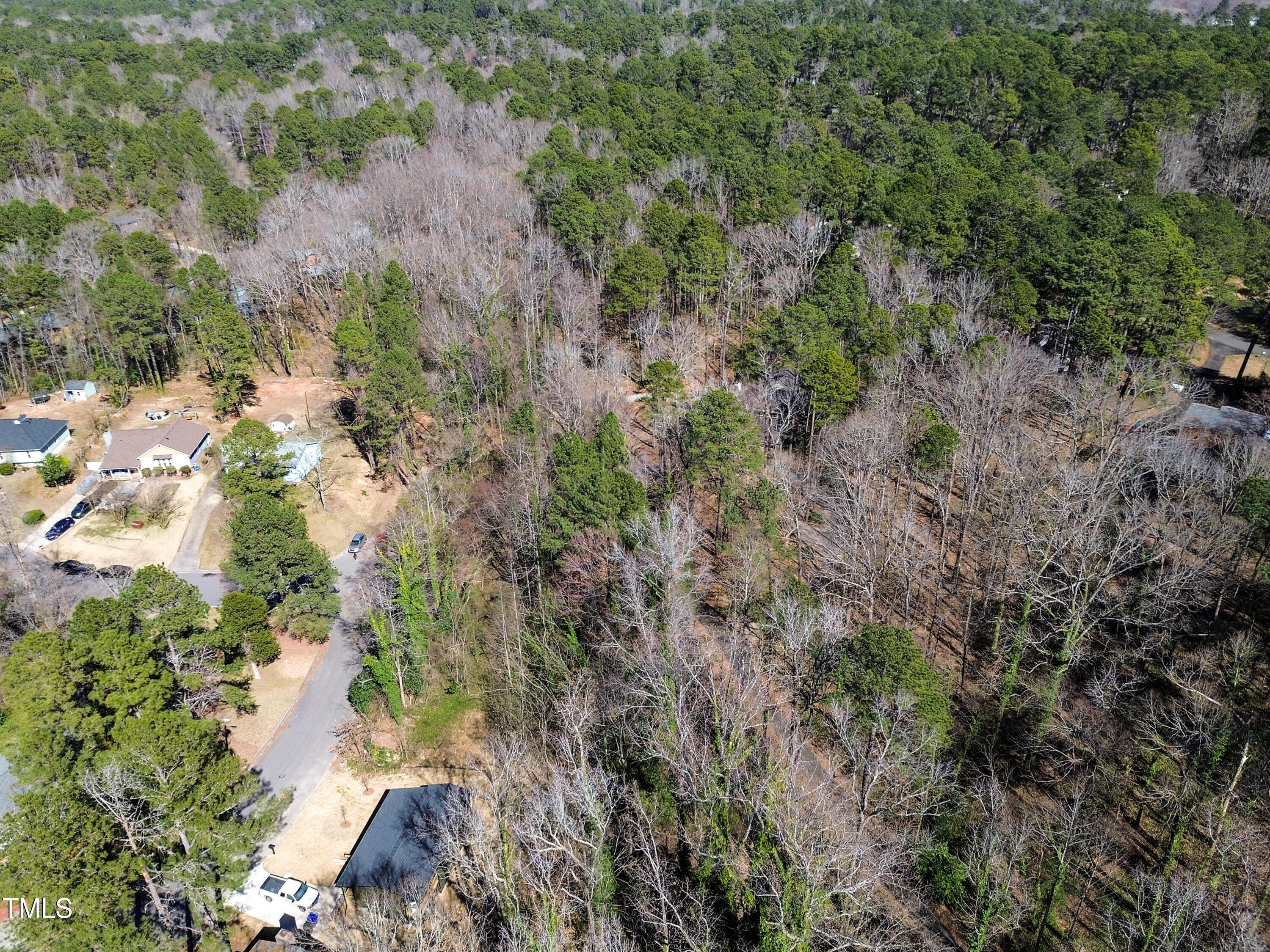 801 Brookhaven Drive Property Photo 6