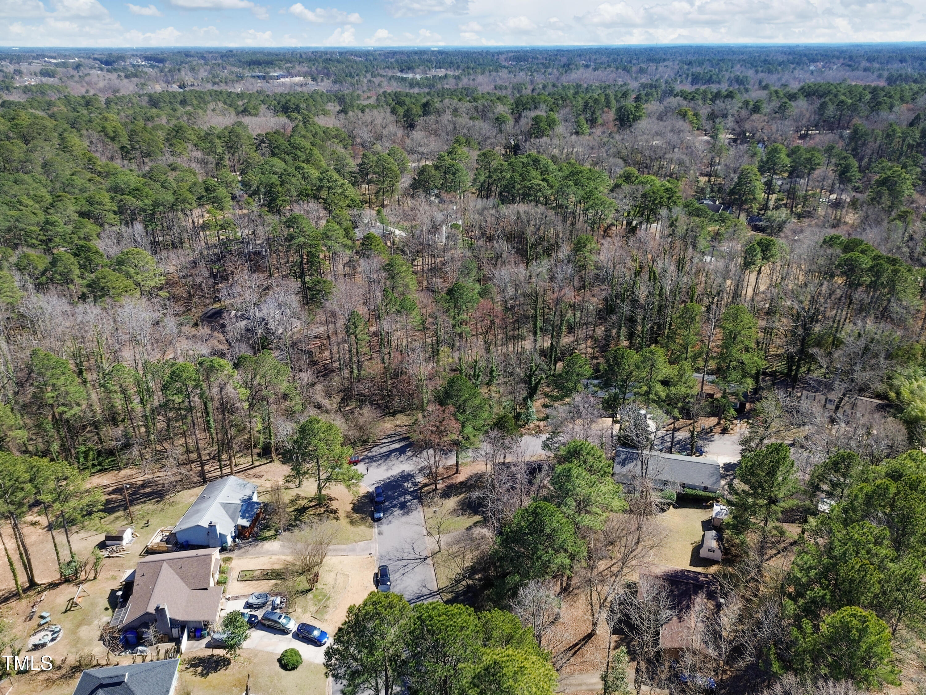 801 Brookhaven Drive Property Photo 8