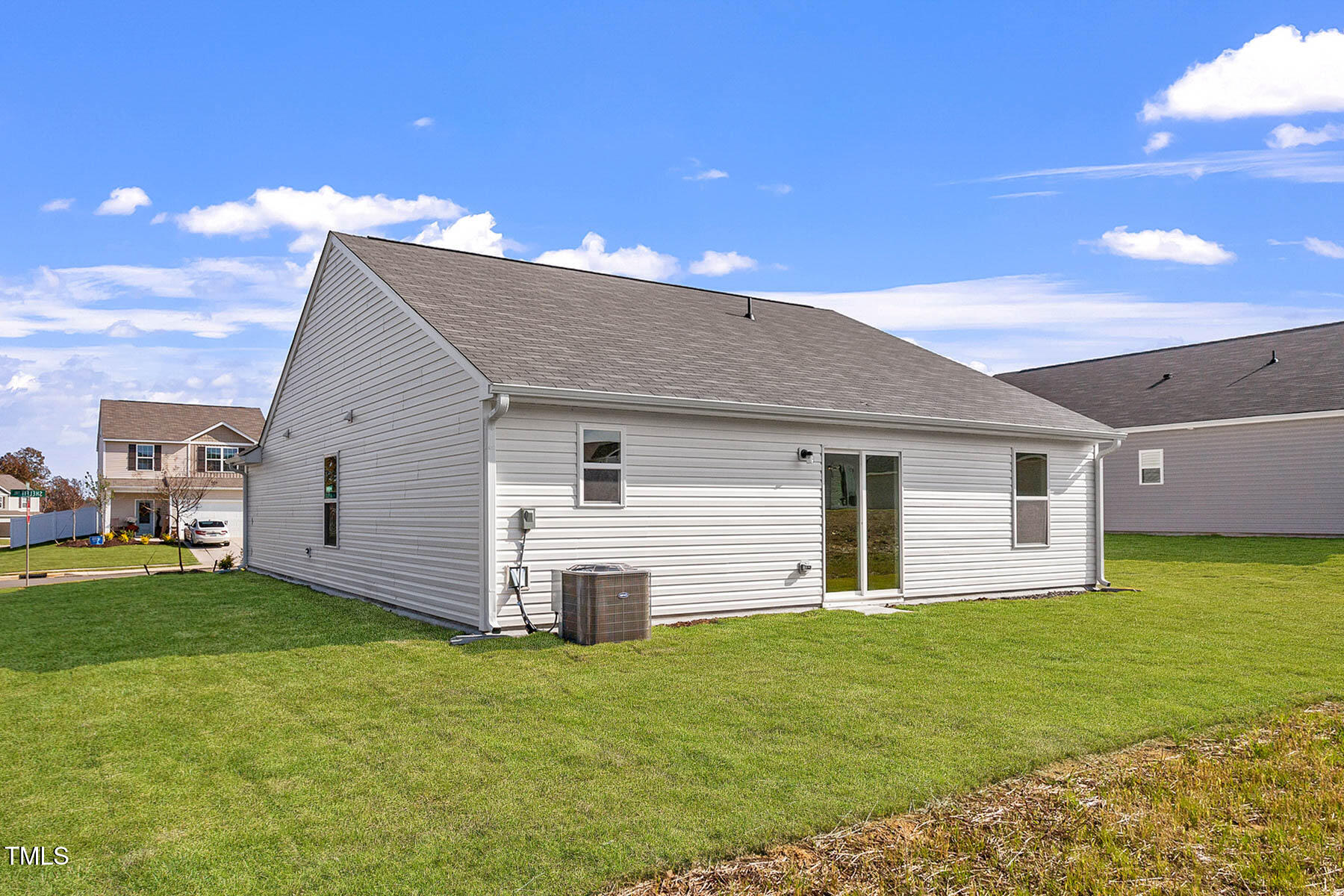 103 Flue Court Property Photo 2