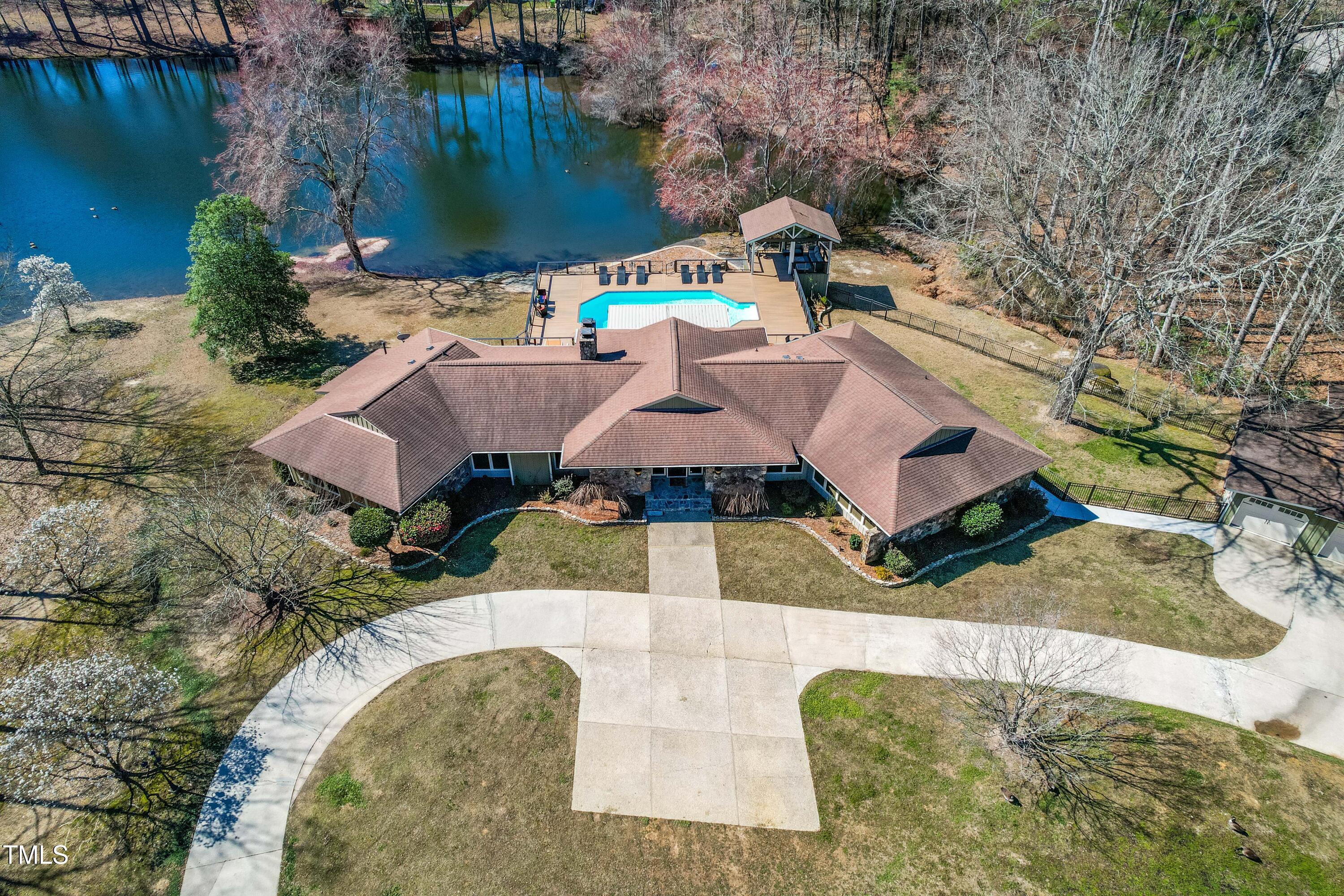 3021 Allenby Drive Property Photo