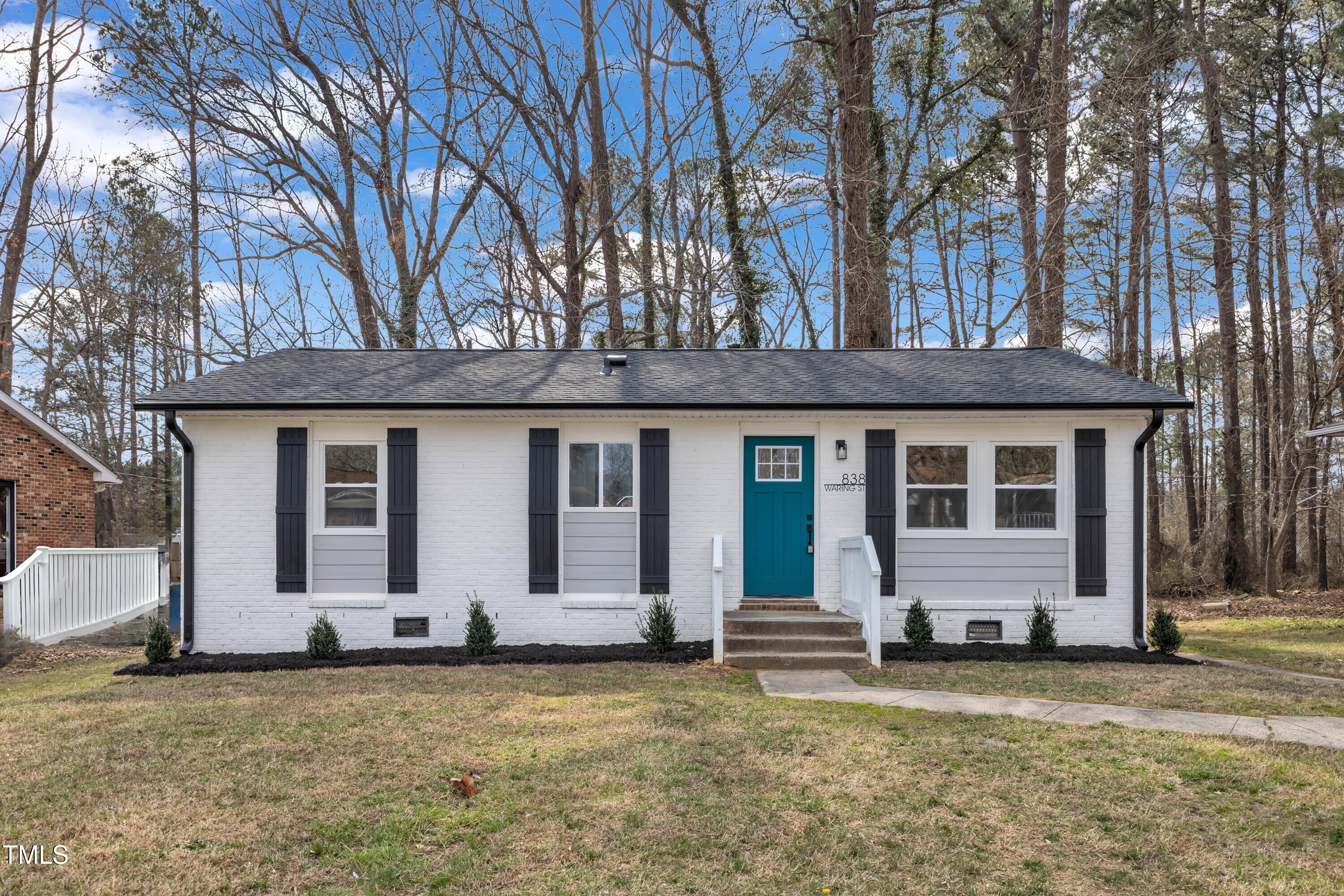 838 Waring Street Property Photo