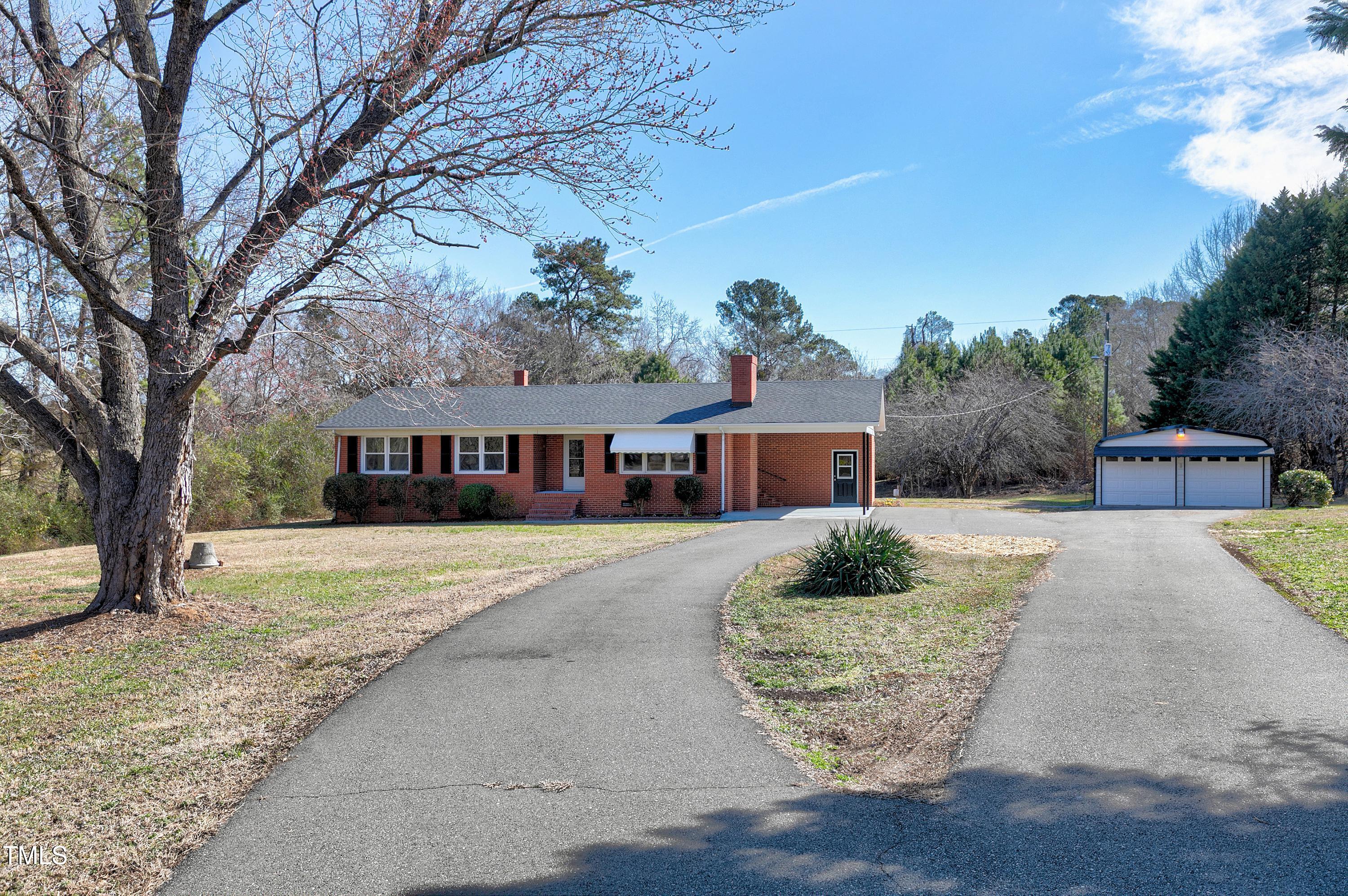 8604 N Roxboro Street Property Photo