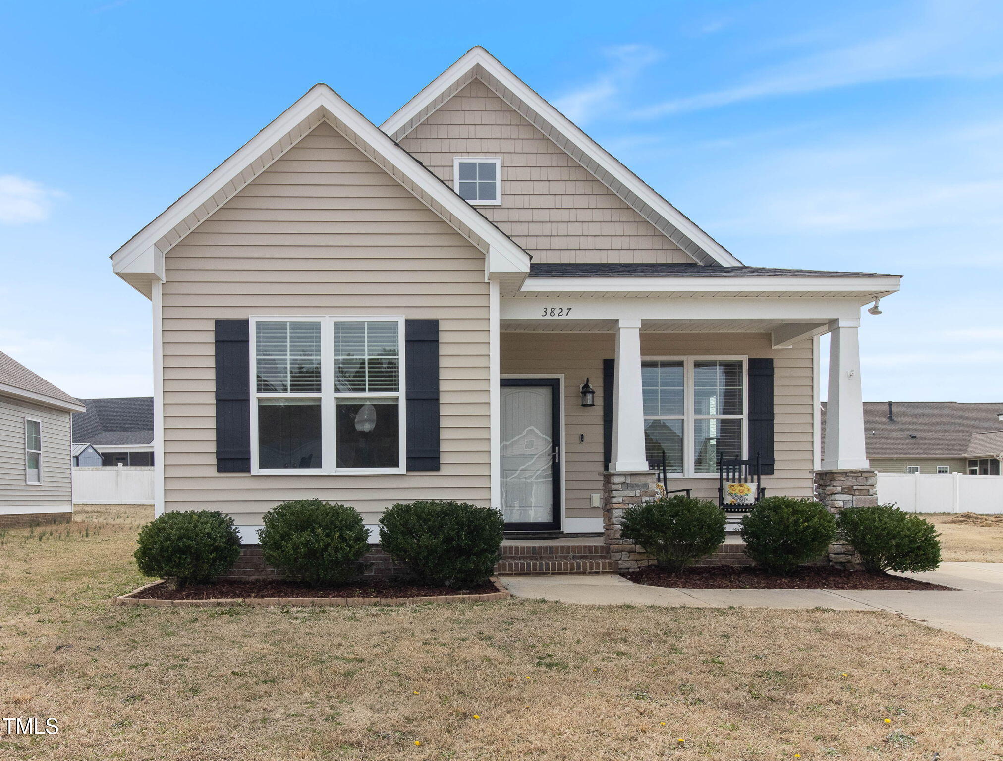 3827 Bucklin Drive Ne Property Photo