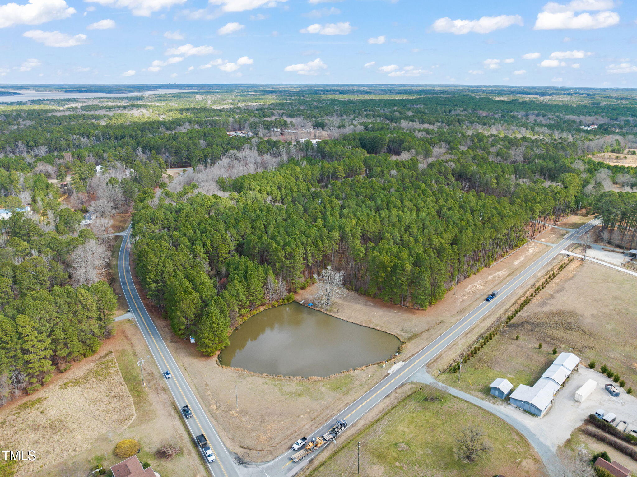87 Hortons Pond Road Property Photo 3