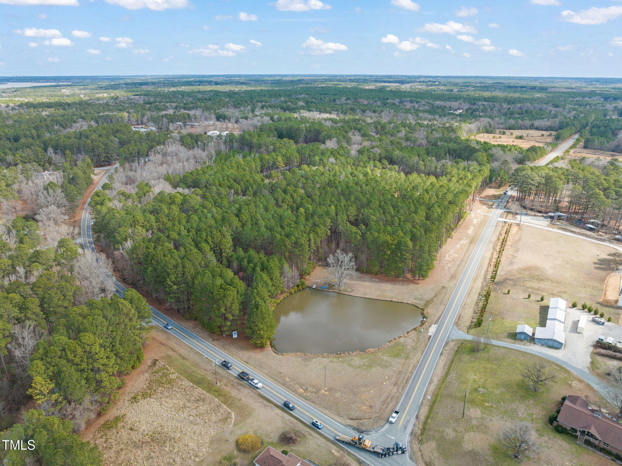 87 Hortons Pond Road Property Photo 3