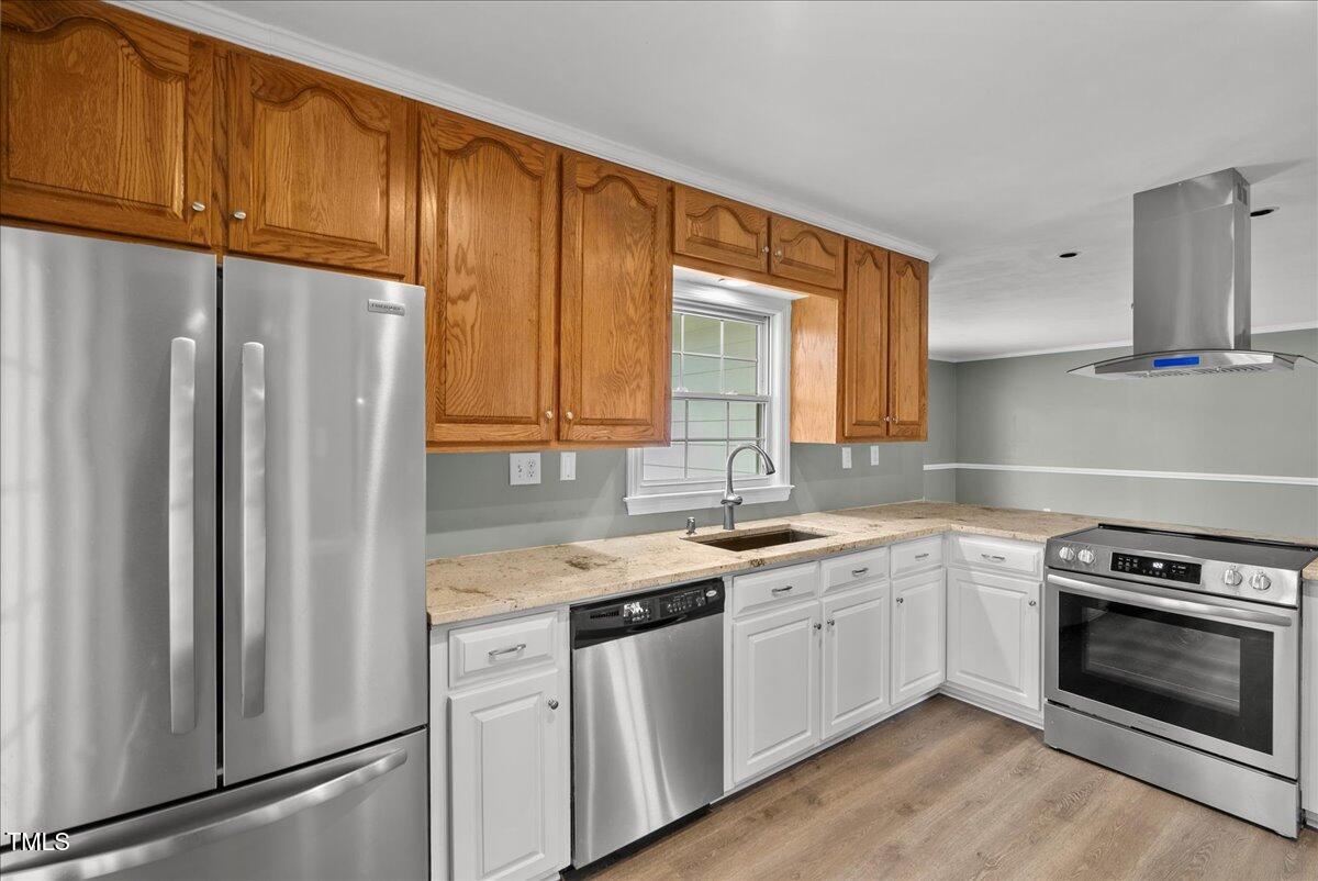 6325 Niblick Road Property Photo 9