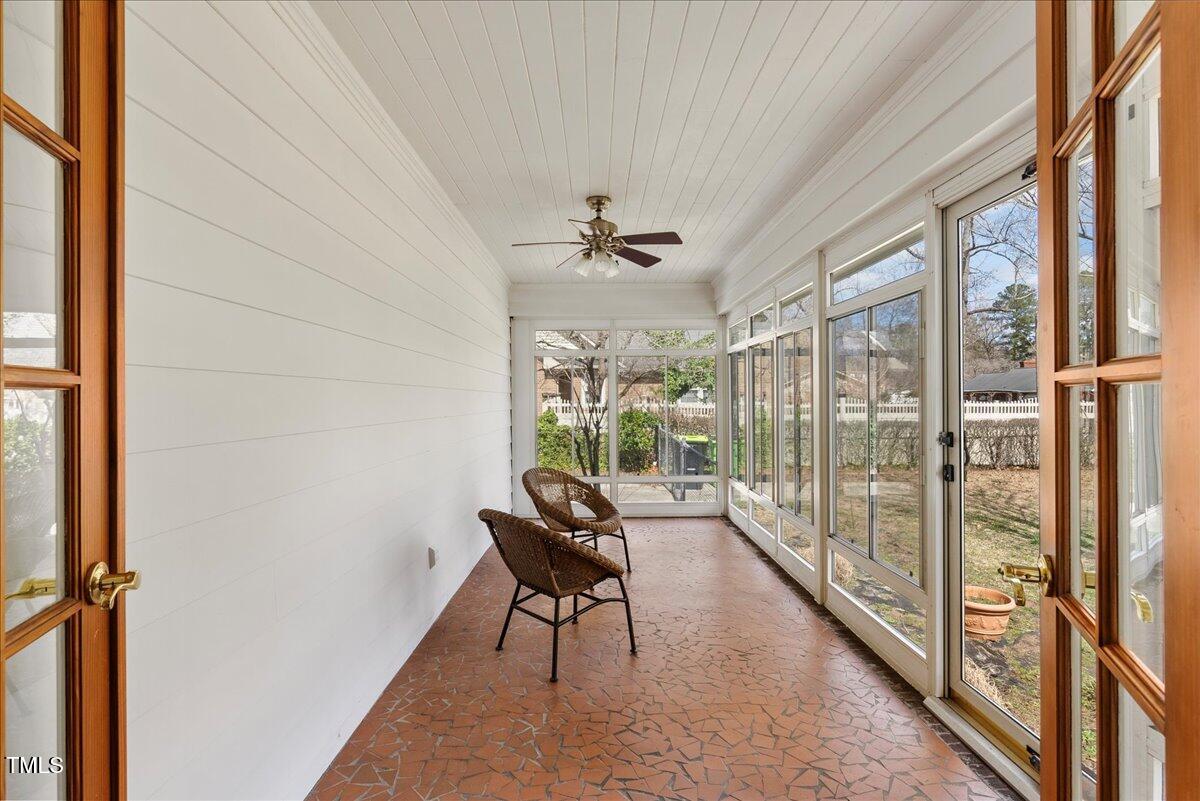 6325 Niblick Road Property Photo 14