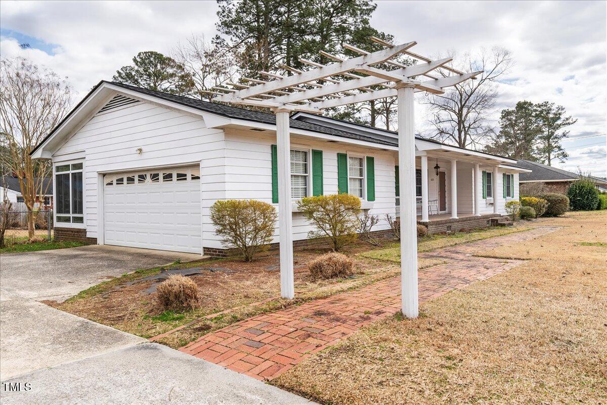 6325 Niblick Road Property Photo 31