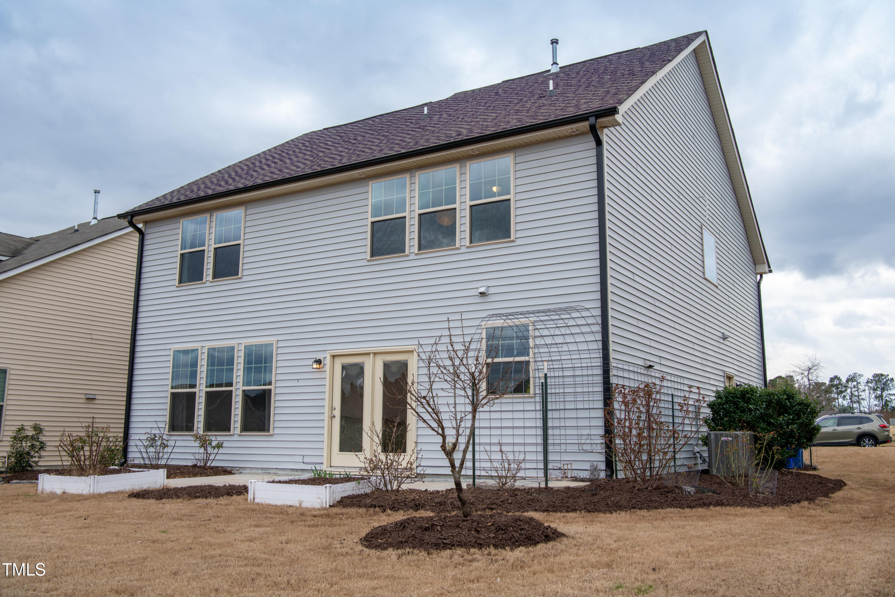 1913 Brodgen Lane Property Photo 2