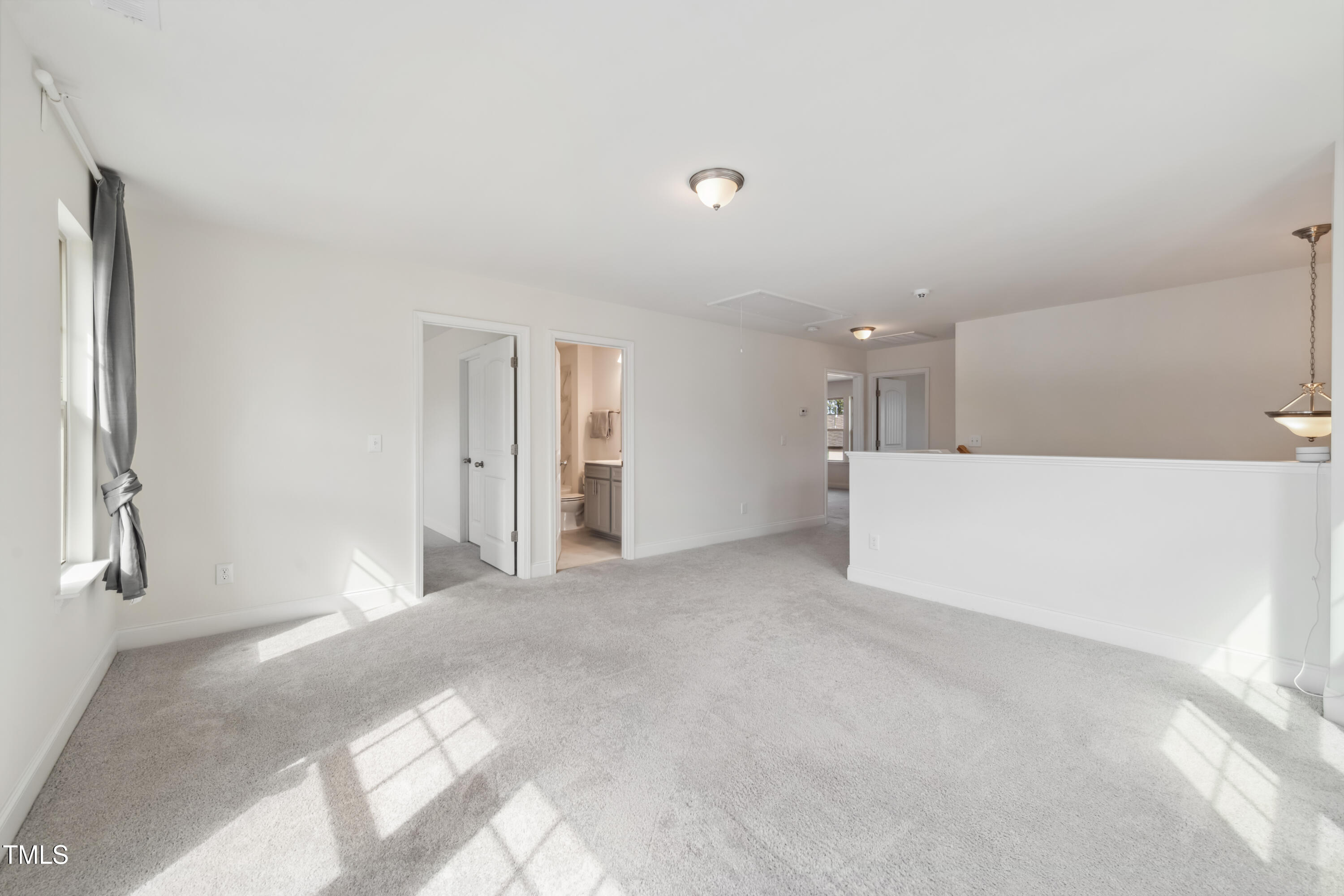 1913 Brodgen Lane Property Photo 12