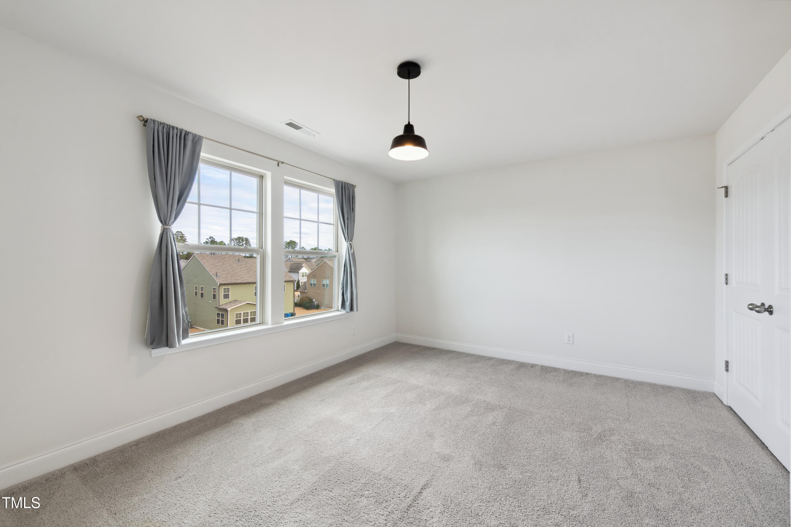 1913 Brodgen Lane Property Photo 20