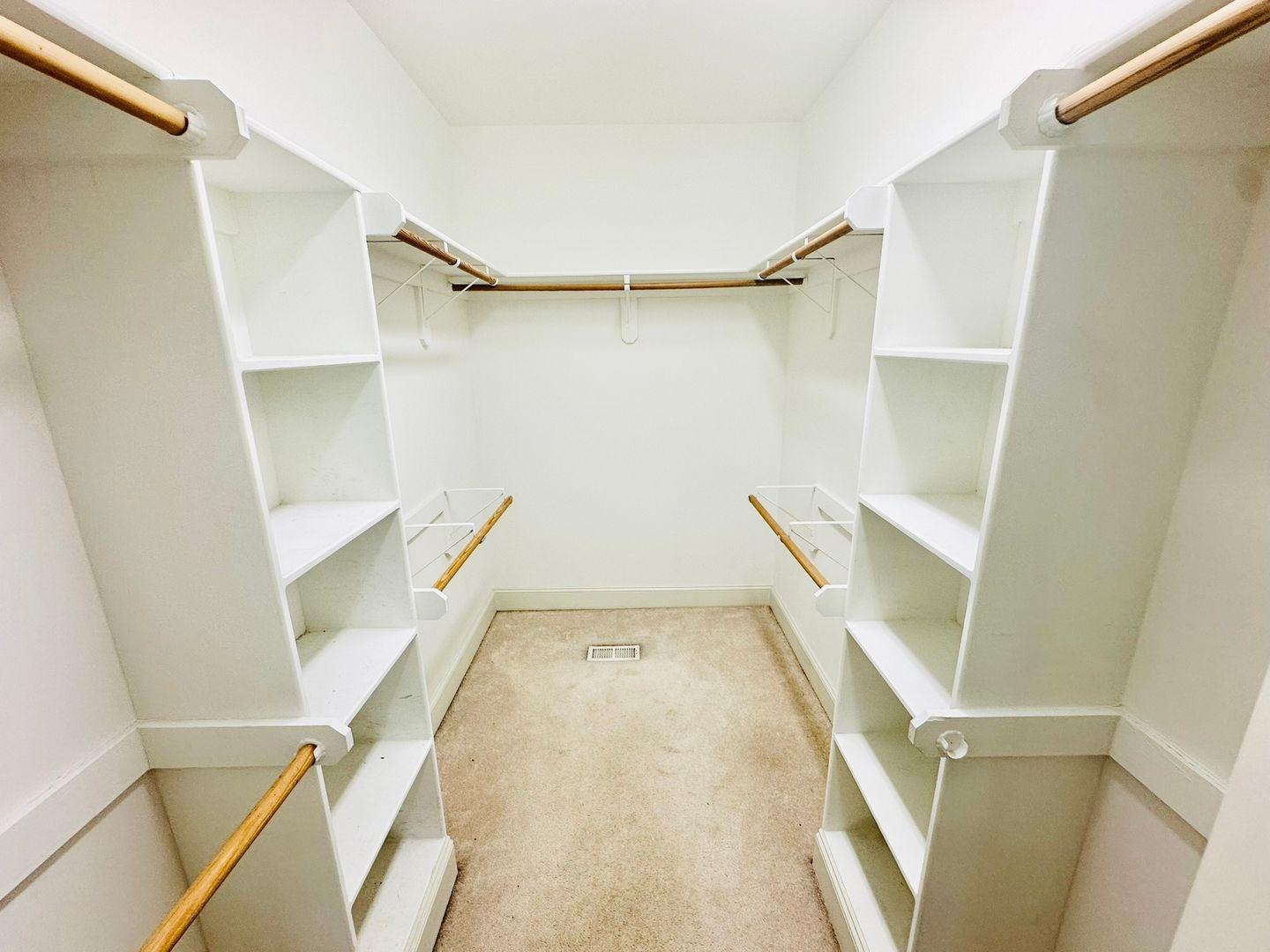 1501 Exeton Court Property Photo 14