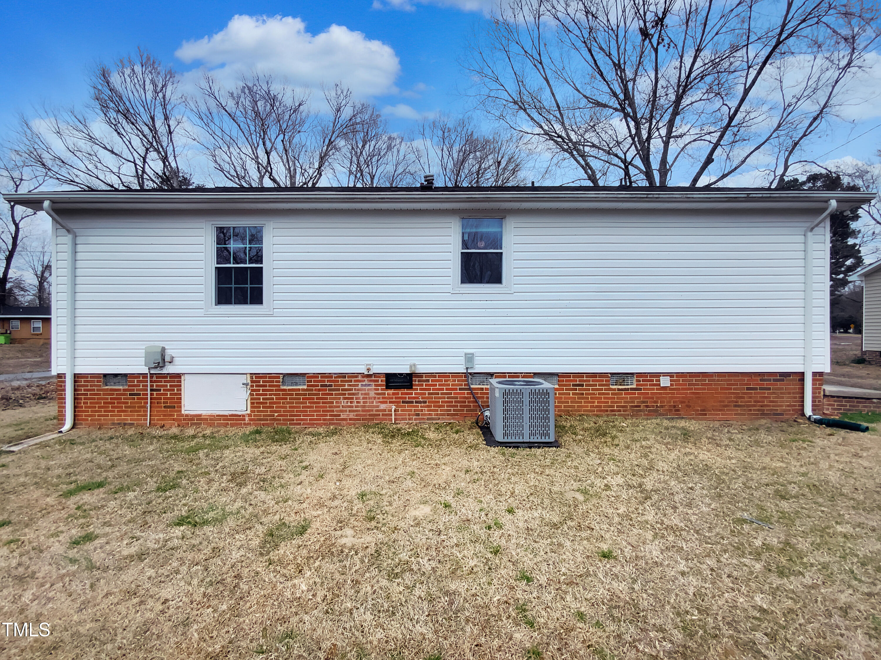 2412 Little John Road Property Photo 8