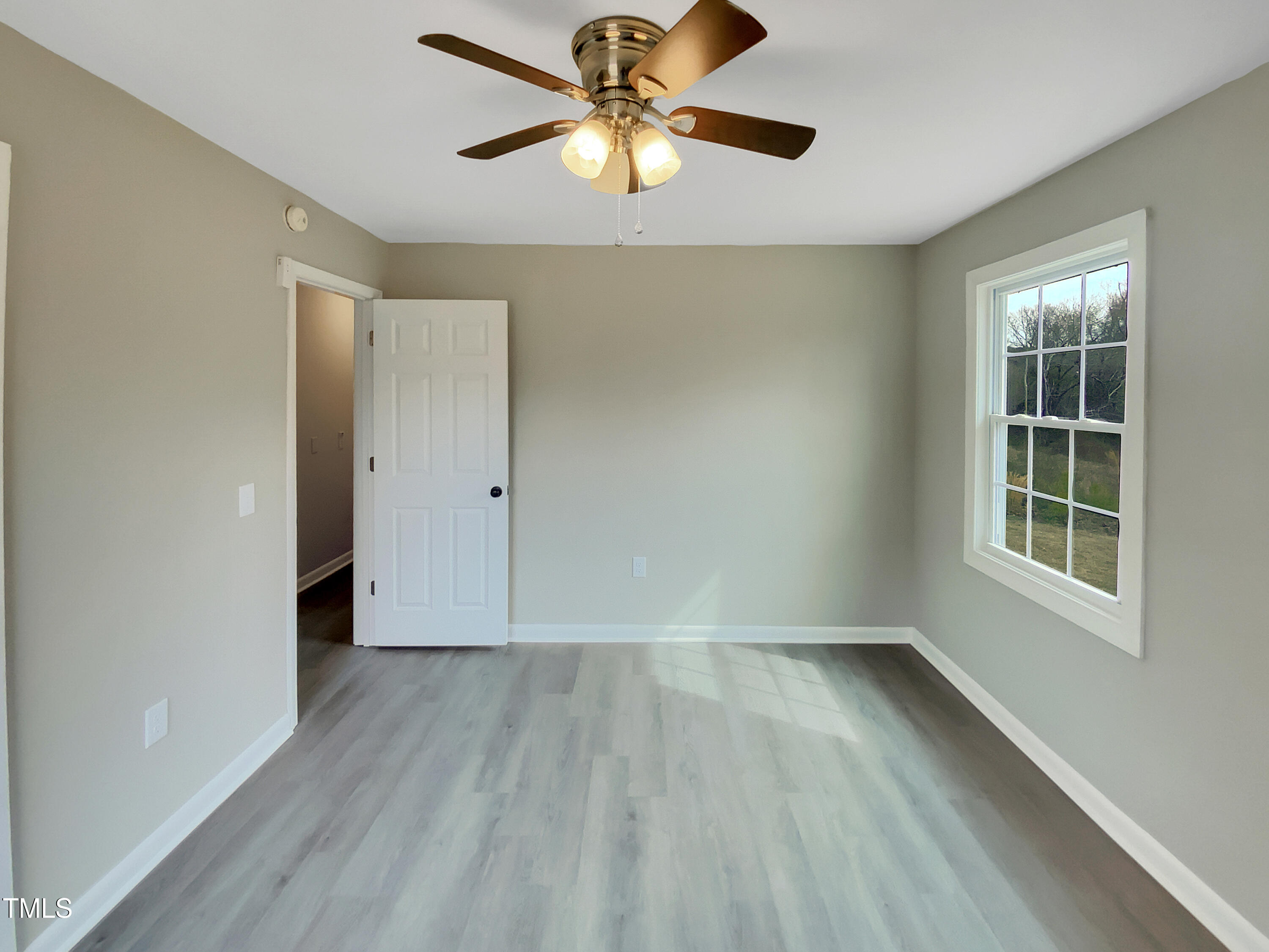 2412 Little John Road Property Photo 16