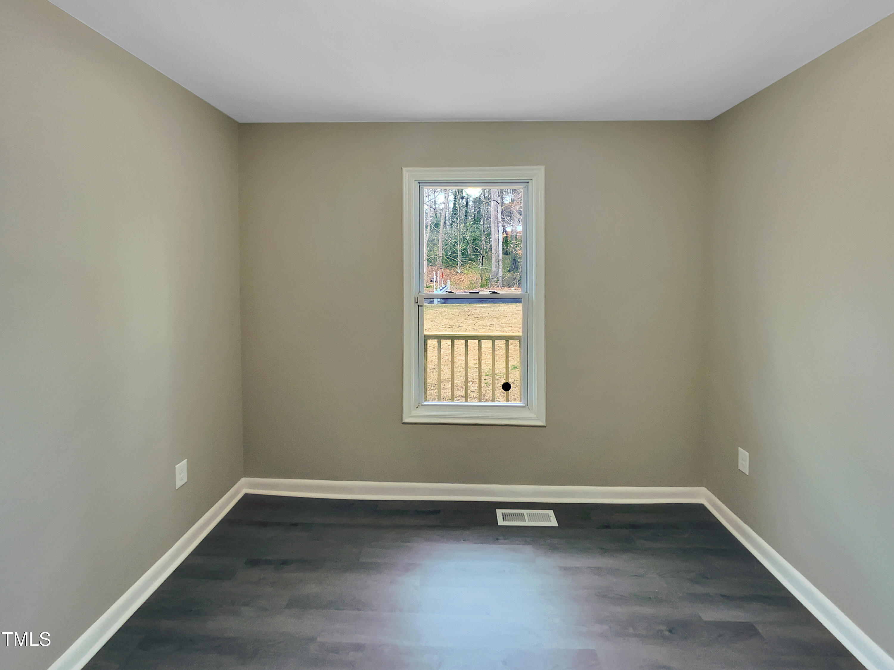 2412 Little John Road Property Photo 18