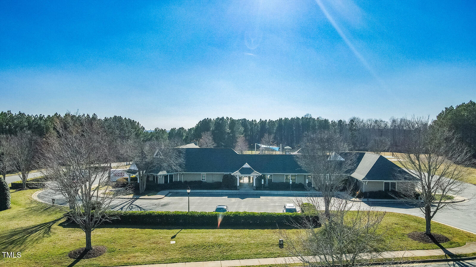 210 Bur Oak Court Property Photo 6