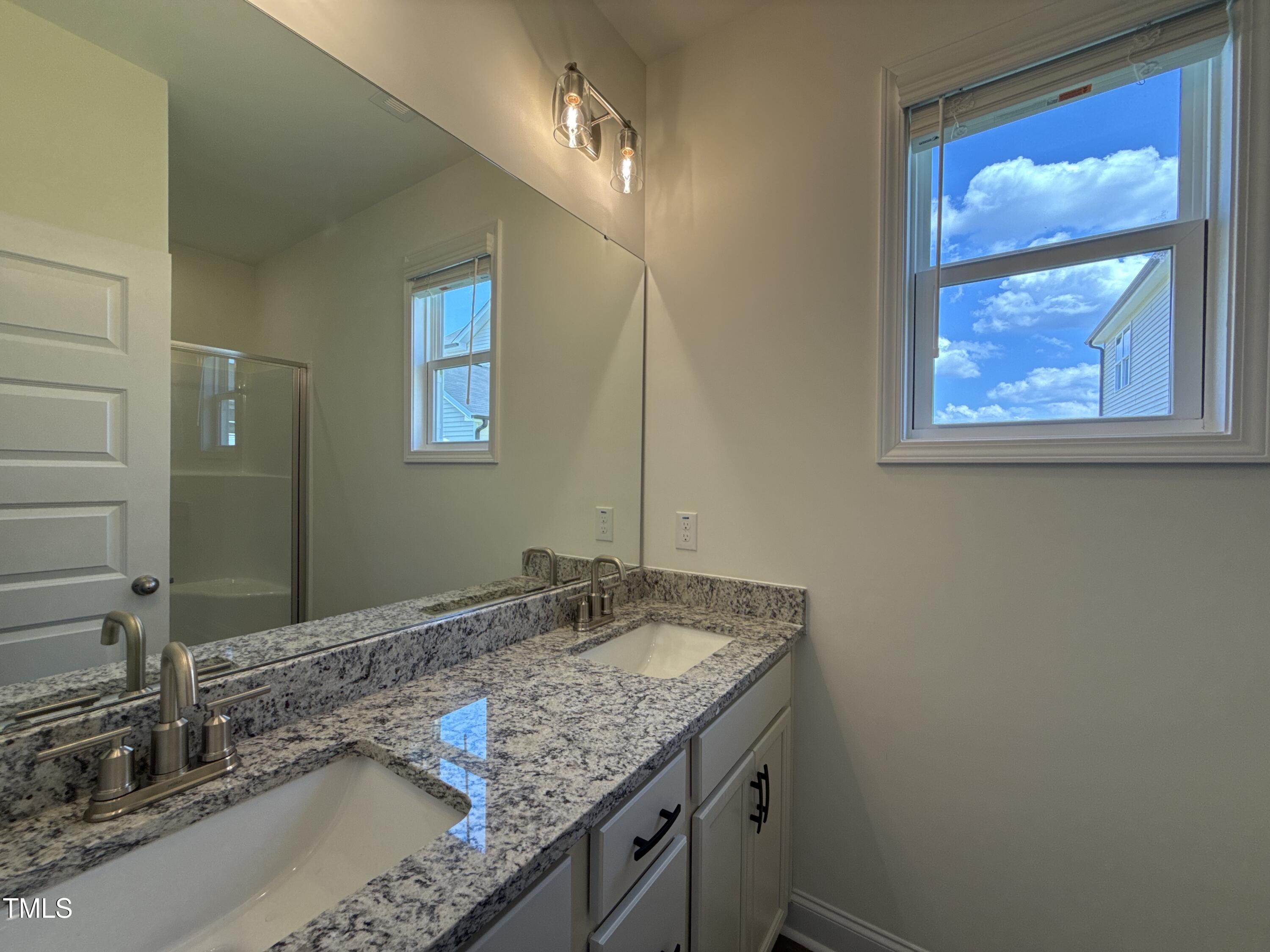 130 W Saltgrass Lane Property Photo 8