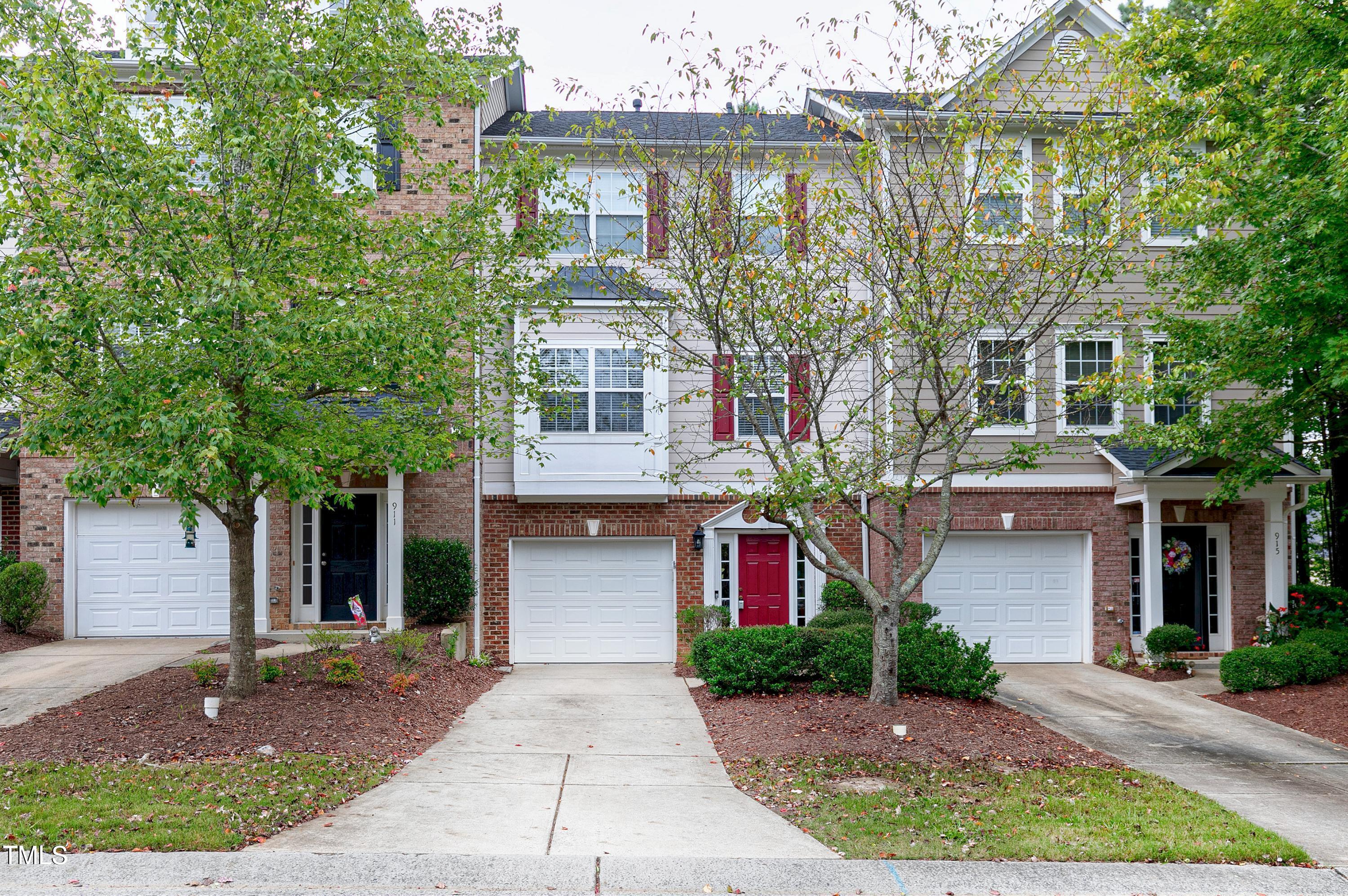 913 Straywhite Avenue Property Photo