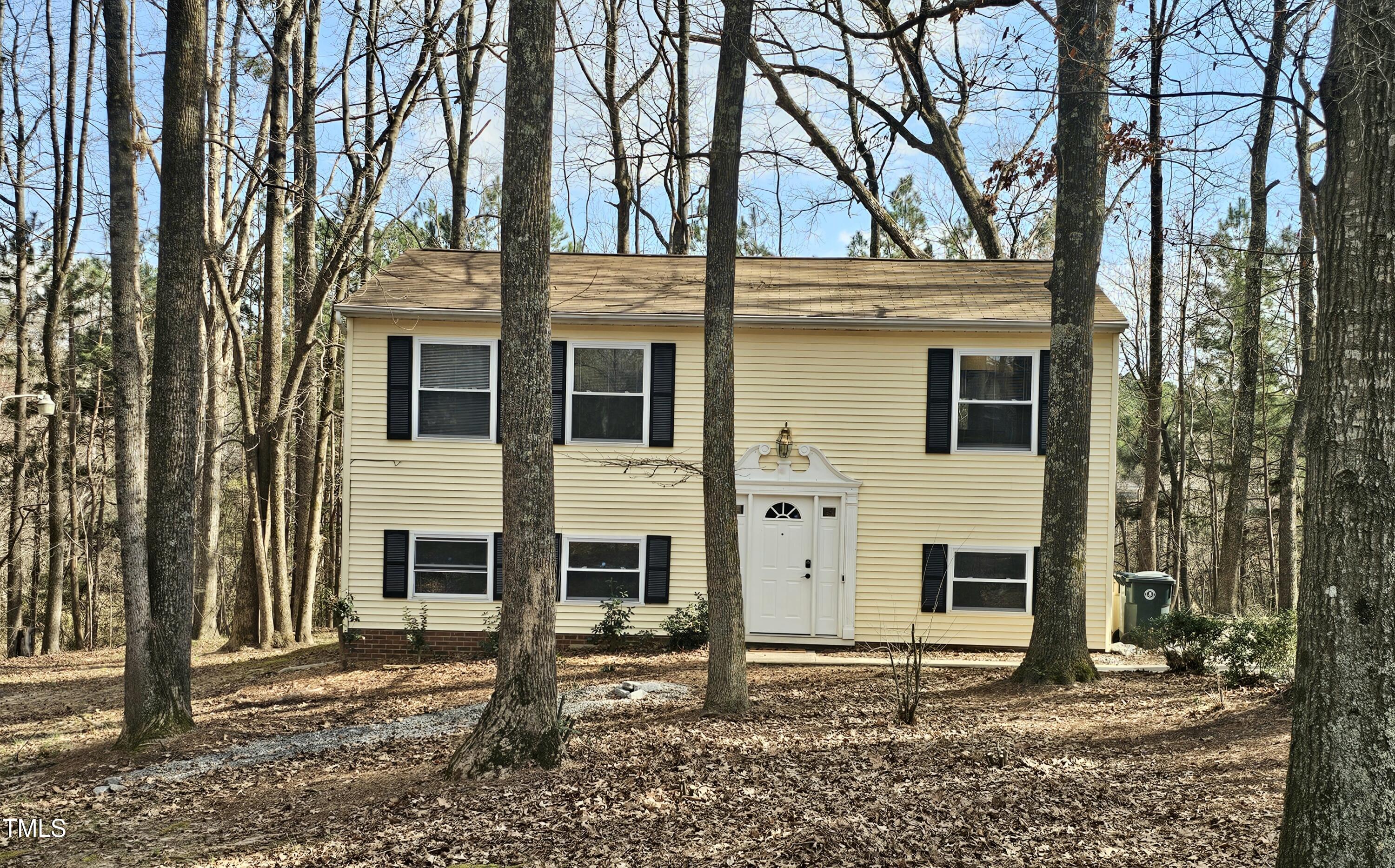 325 Bainbridge Circle Property Photo 1