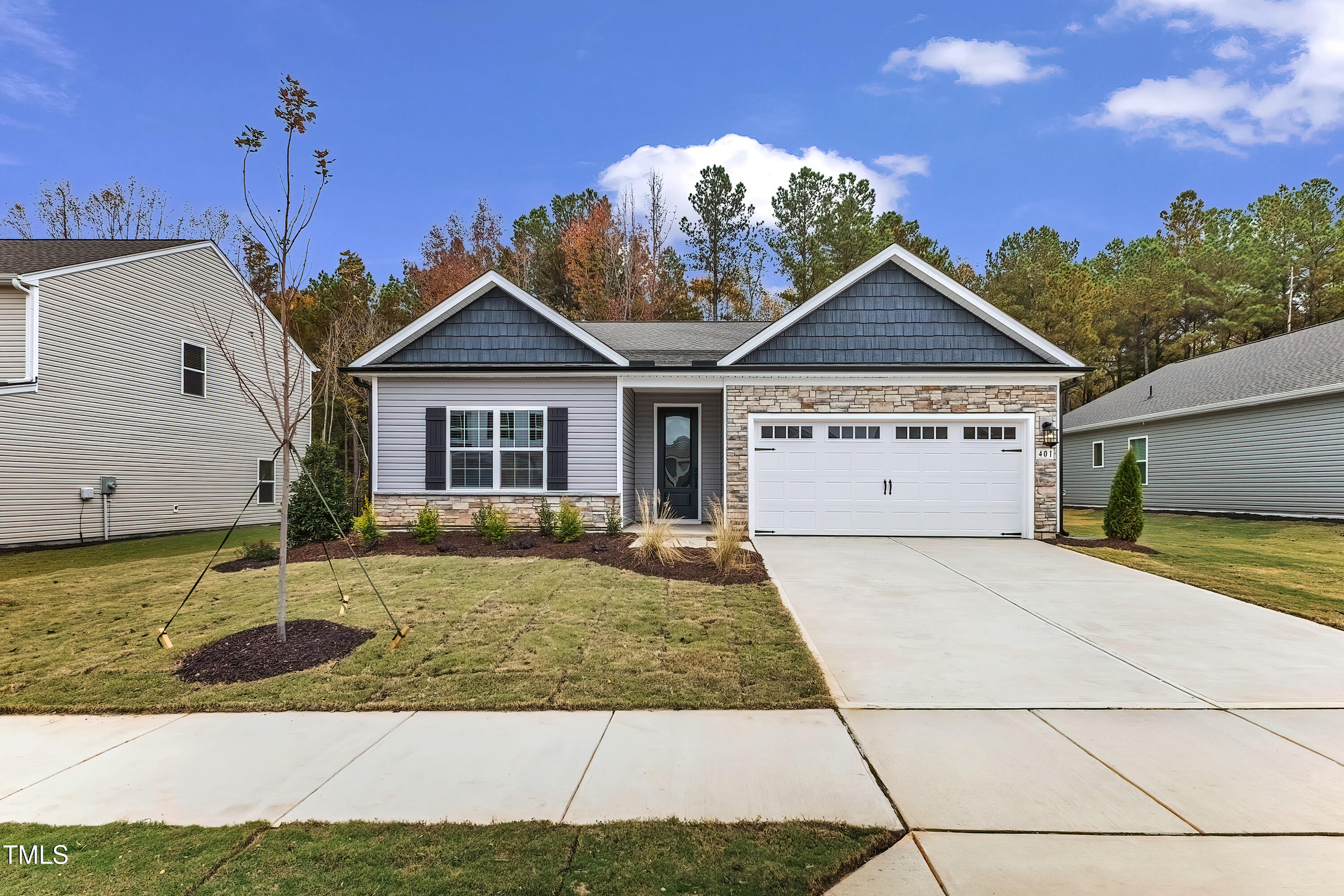 203 Jetson Creek Way Property Photo