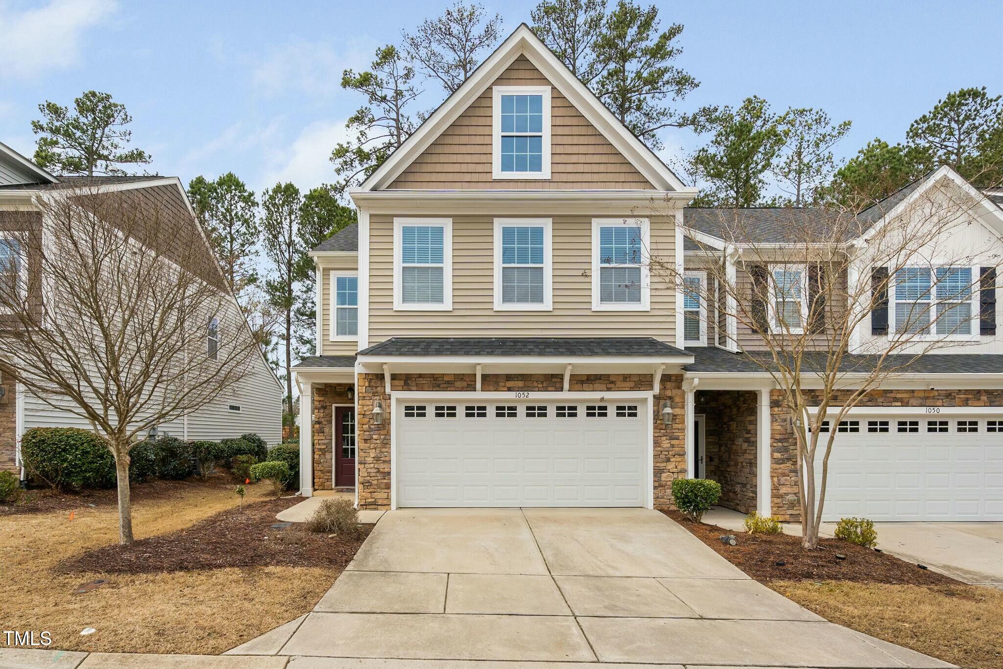 1052 Monmouth Loop Property Photo